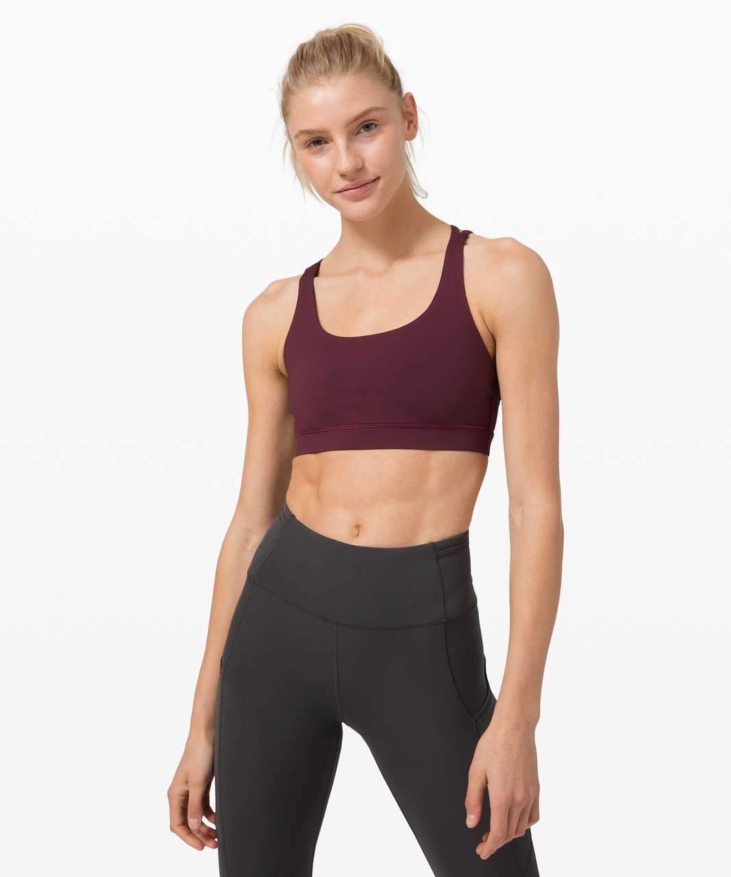 kicking myself for not grabbing this LL energy bra in more colors in the  boxing day sale.. lovee🤍 spin ootd = cassis wunder train 25” & energy  longline tough bra : r/lululemon