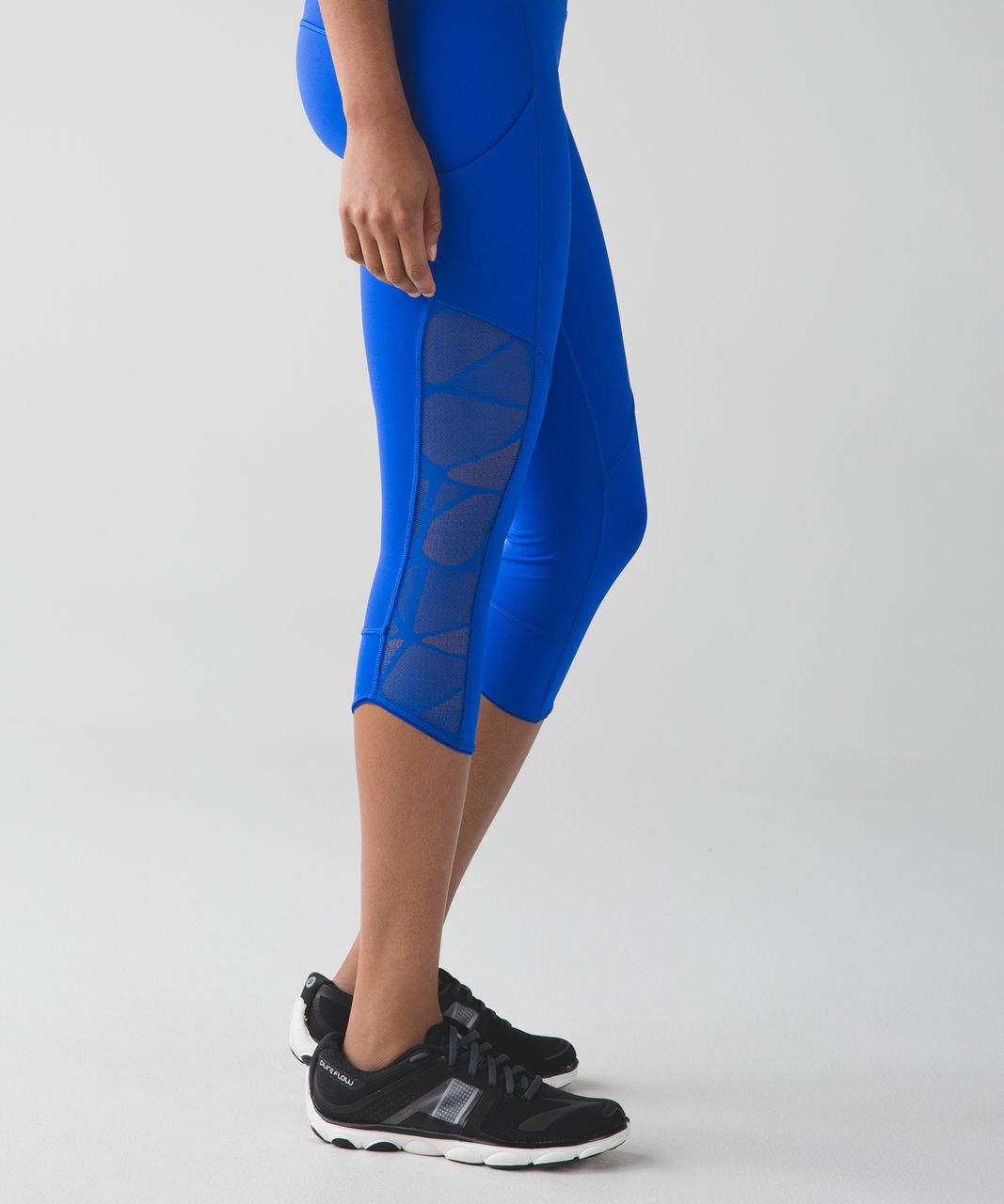 Lululemon Royal Blue with Mesh Sides Cropped Leggings- Size 4