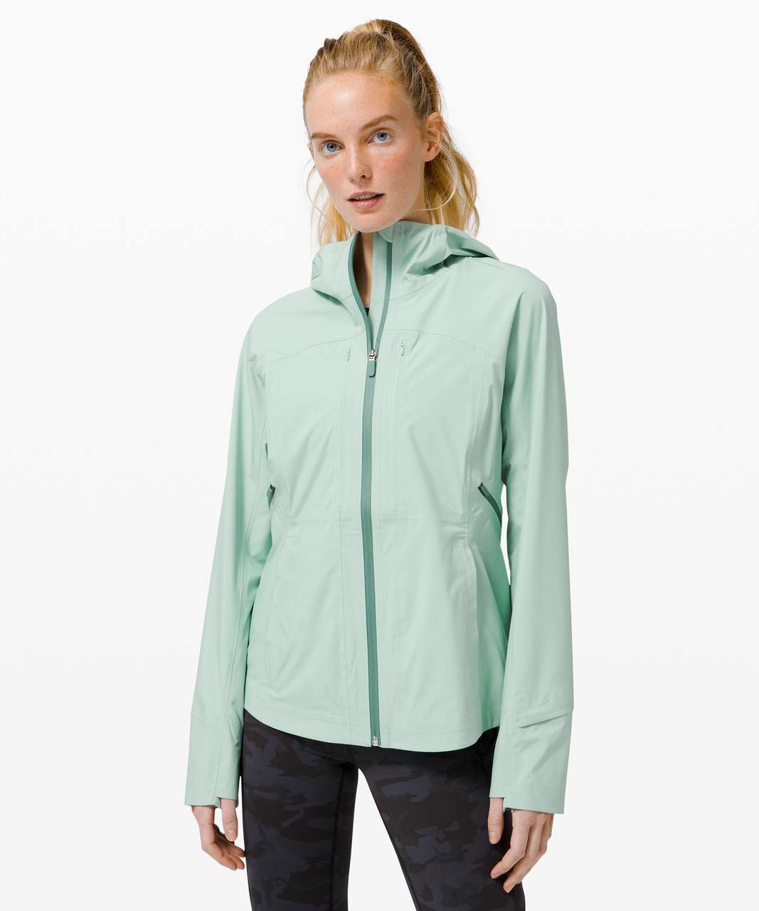 Lululemon Break a Trail Jacket - Sea Water