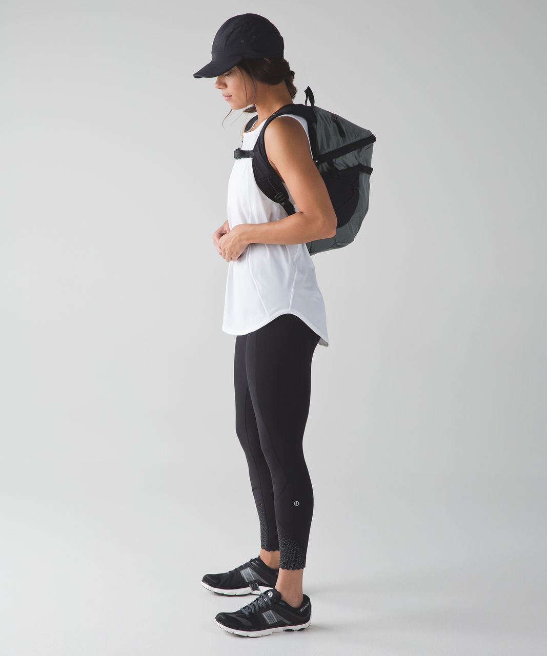 Lululemon Run All Day Backpack - Slate / Black