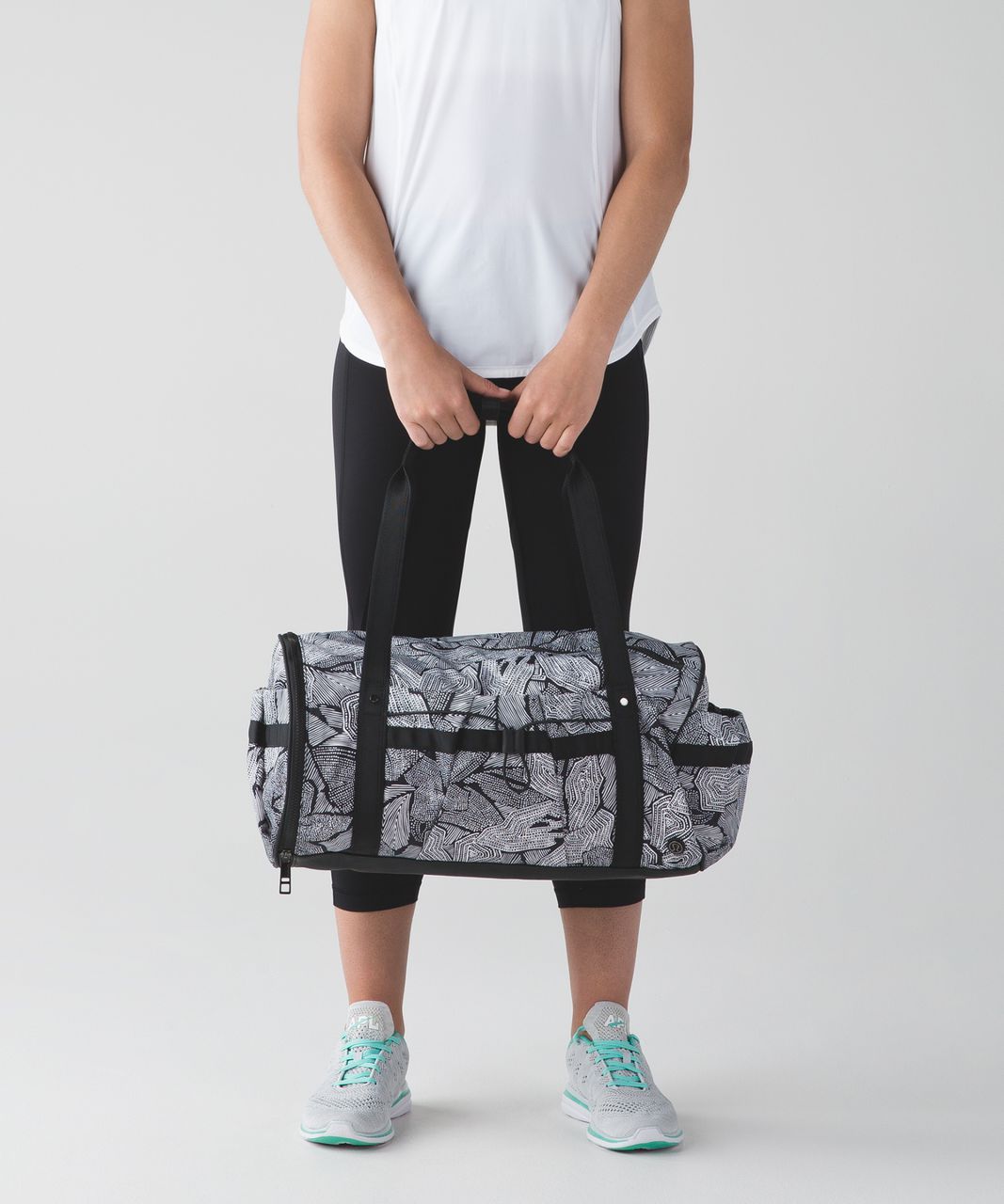 Lululemon Run Ways Duffel - Dottie 