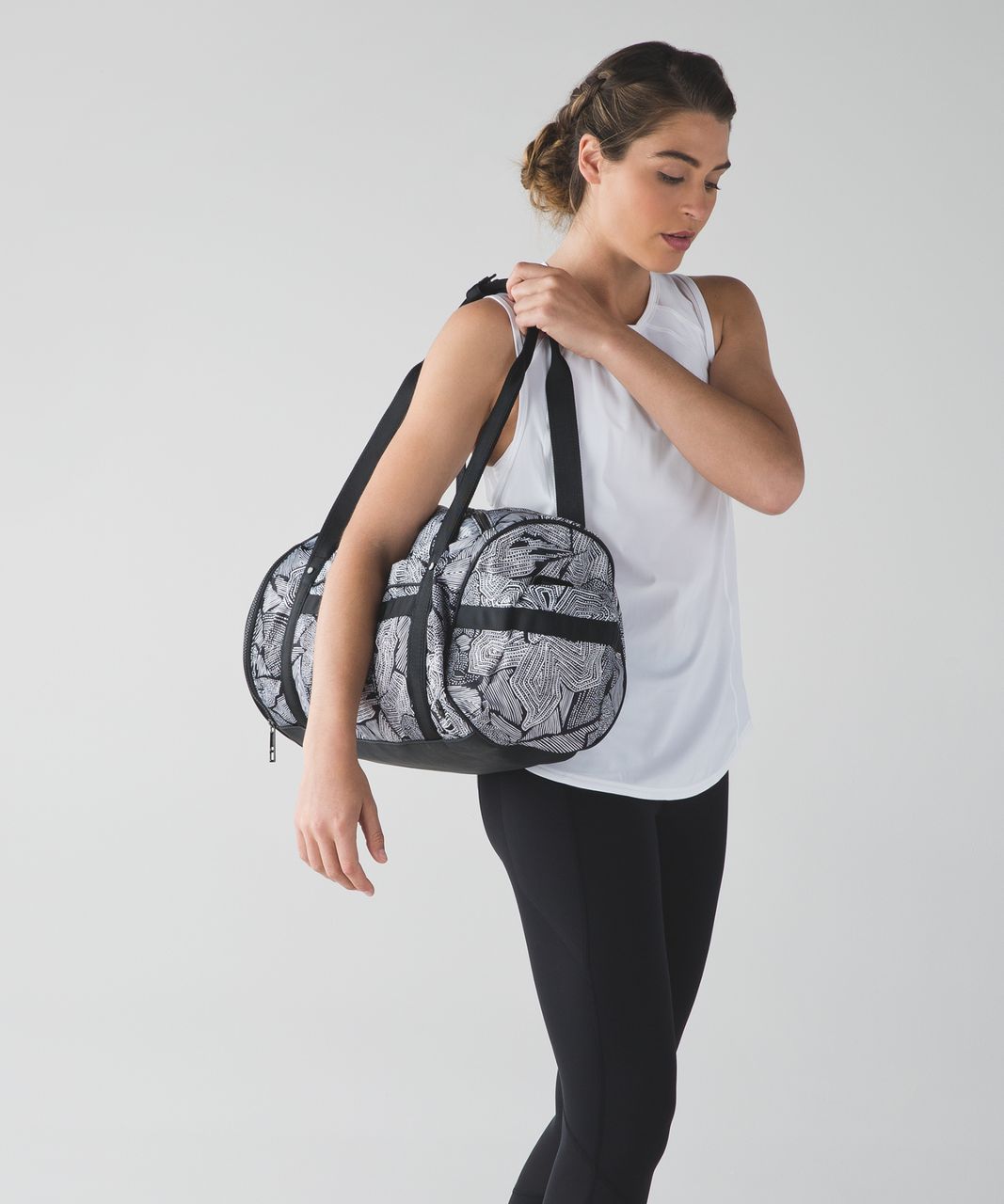 Lululemon Run Ways Duffel - Dottie Tribe White Black