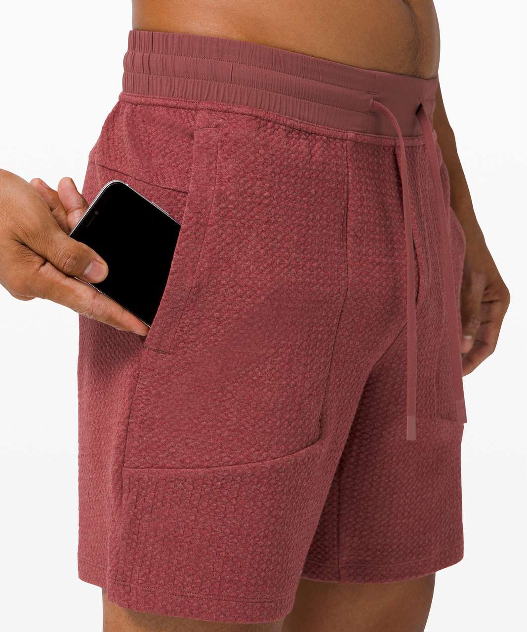 Lululemon At Ease Short 7" - Heathered Smoky Red / Black