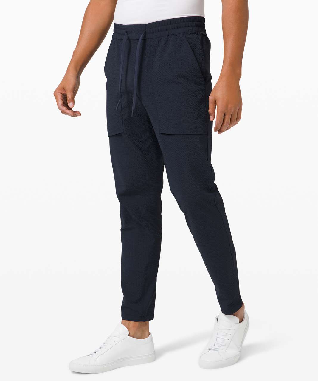 lululemon Bowline Pants size S (28-30 inches) inseam 28”, Men's Fashion,  Bottoms, Trousers on Carousell