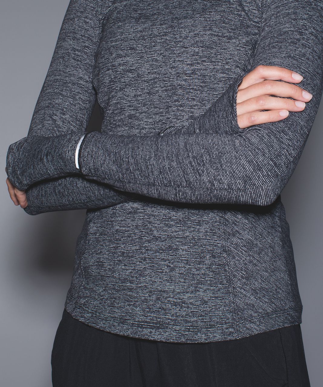 Lululemon Runderful Long Sleeve - Heathered Herringbone Heathered Black  Black / Black - lulu fanatics