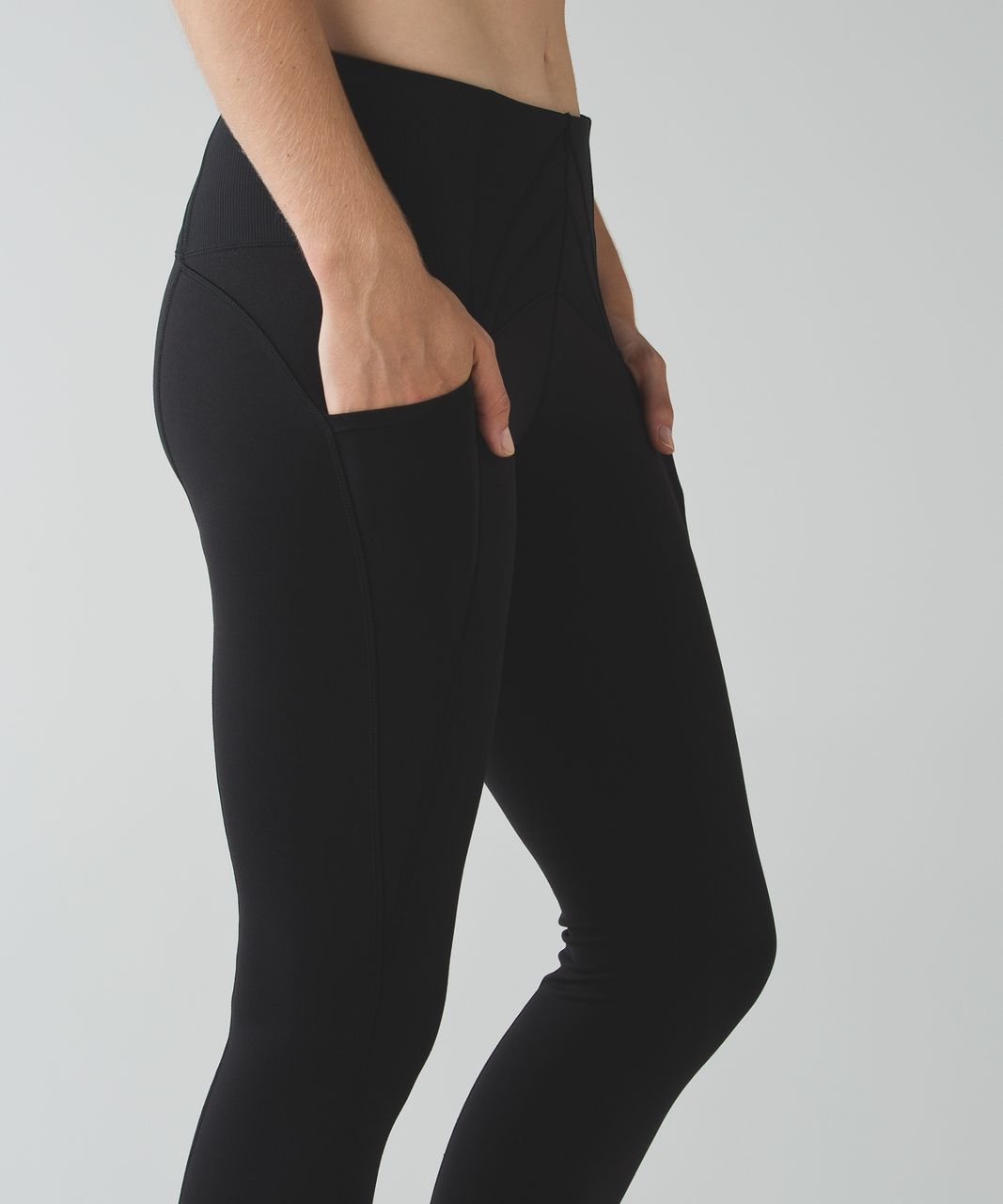 Lululemon Exquisite Crop - Black