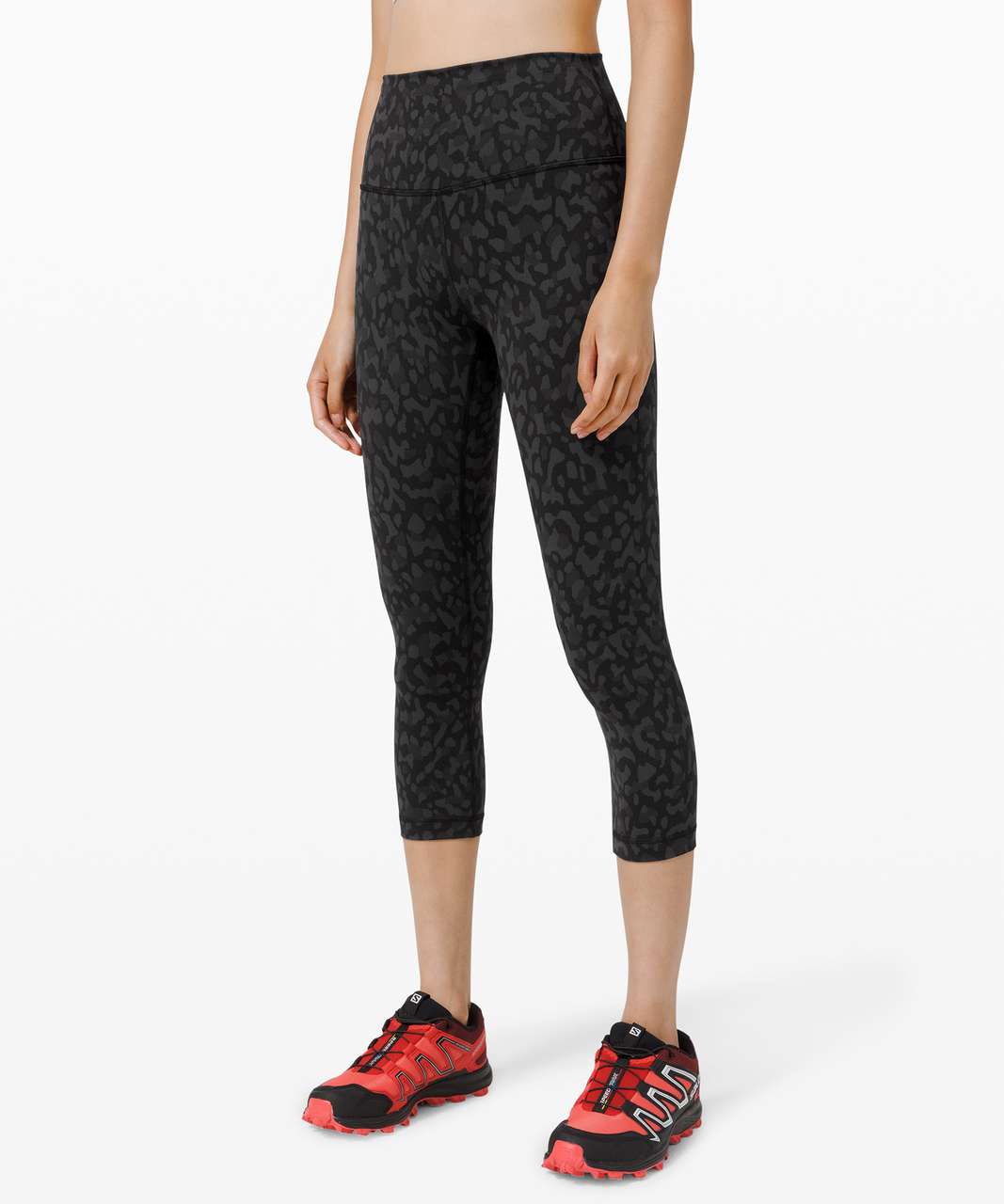 https://storage.googleapis.com/lulu-fanatics/product/54389/1280/lululemon-wunder-train-high-rise-crop-21-formation-camo-deep-coal-multi-042628-308338.jpg