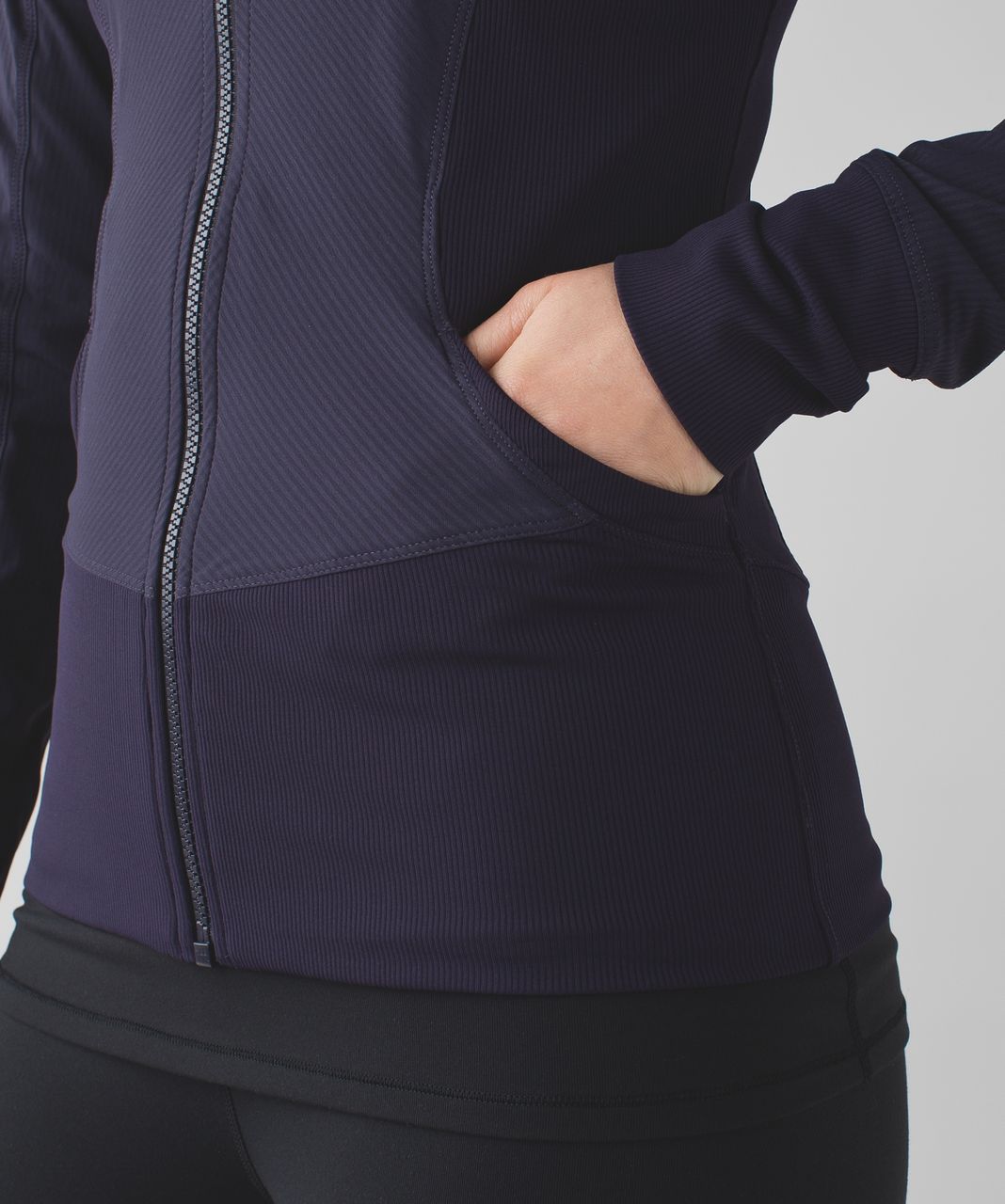 Lululemon In Flux Jacket - Black Grape