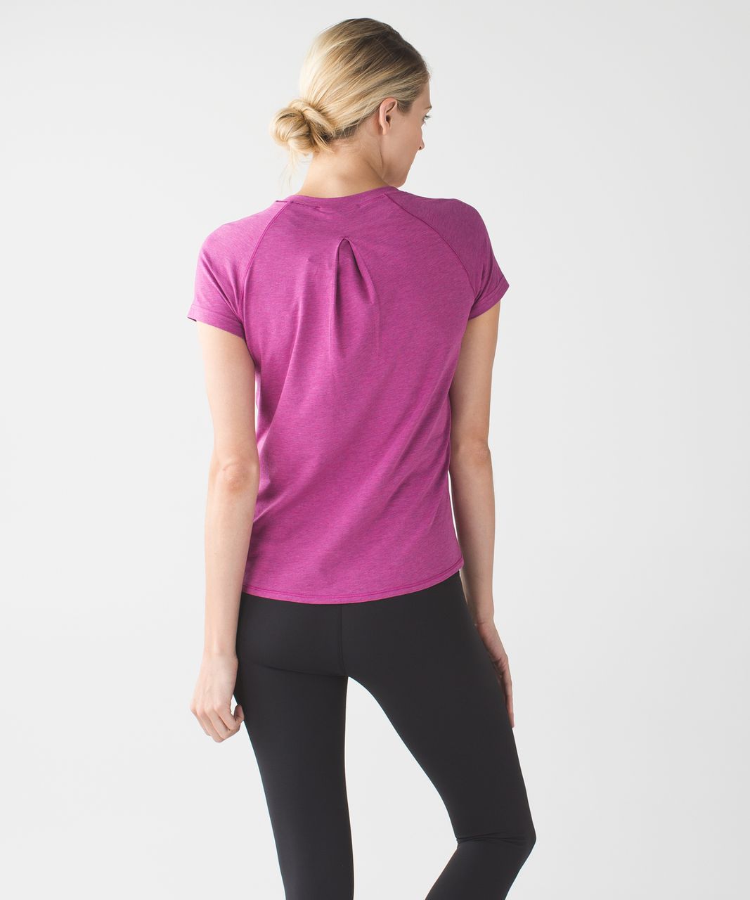 Lululemon Anahatasana Short Sleeve Tee - Heathered Ultra Violet