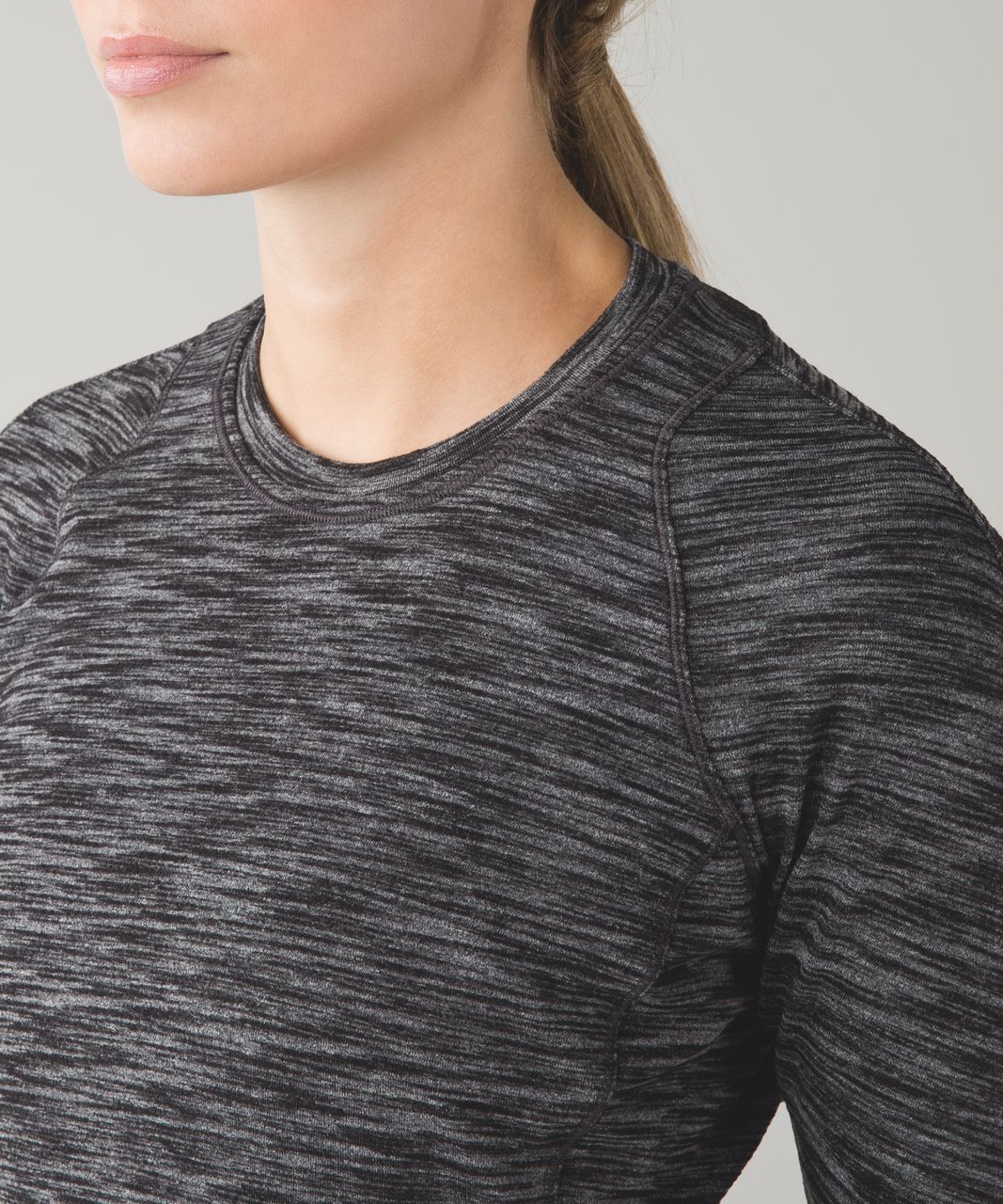 Lululemon Runderful Long Sleeve - Heathered Black / Black