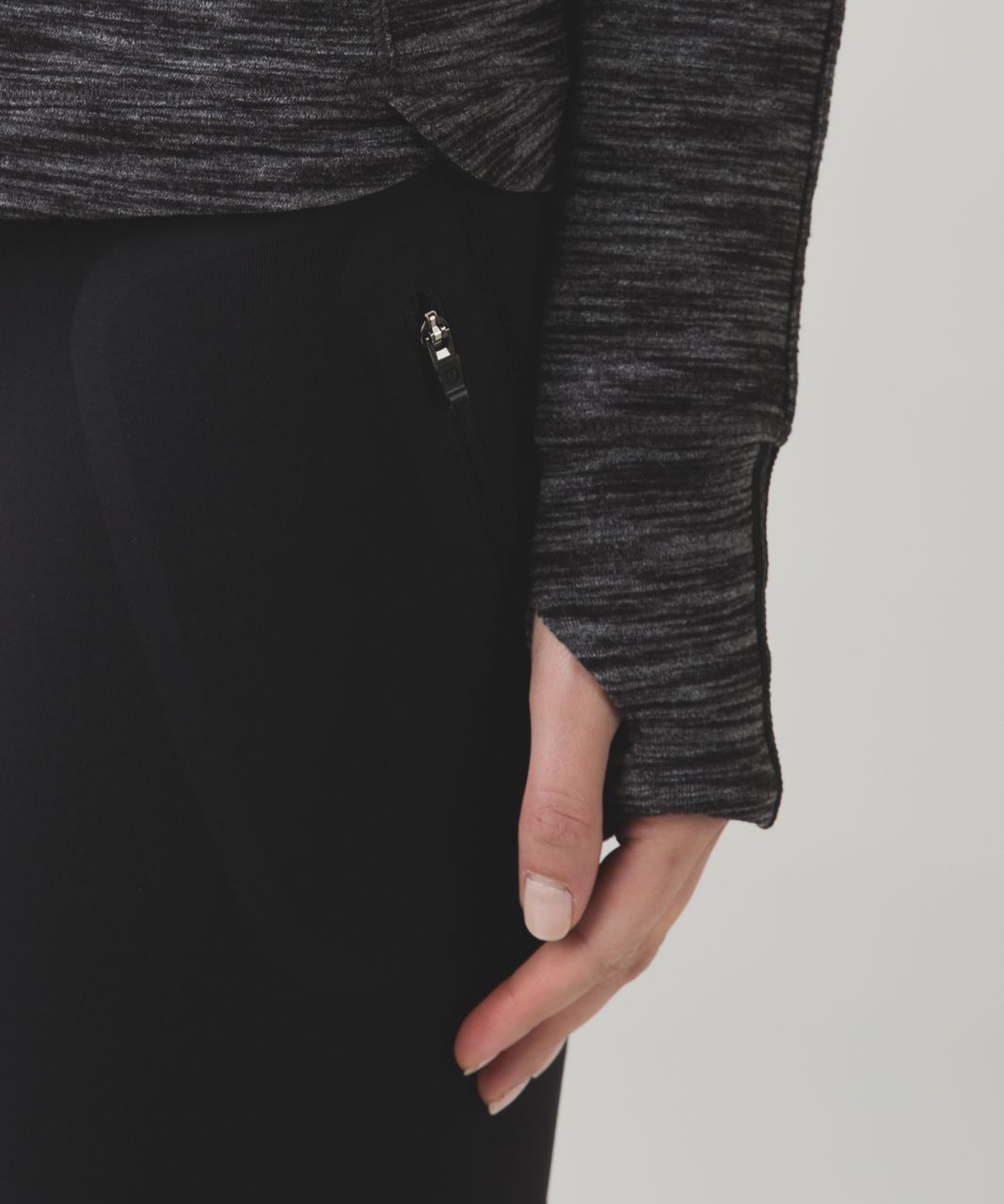 Lululemon Runderful Long Sleeve - Heathered Black / Black