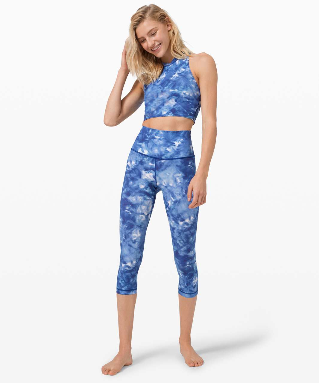 lululemon - Lace up and get outside—whether the forecast is in your favour  or not. Intentionally crafted with reflectivity and insulation where it  matters most, take on your toughest training in supportive