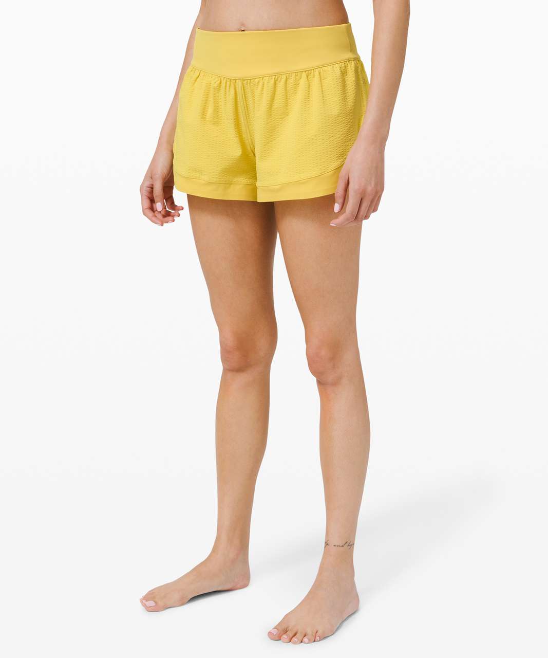 Lululemon Calm Tides Run Short - Soleil