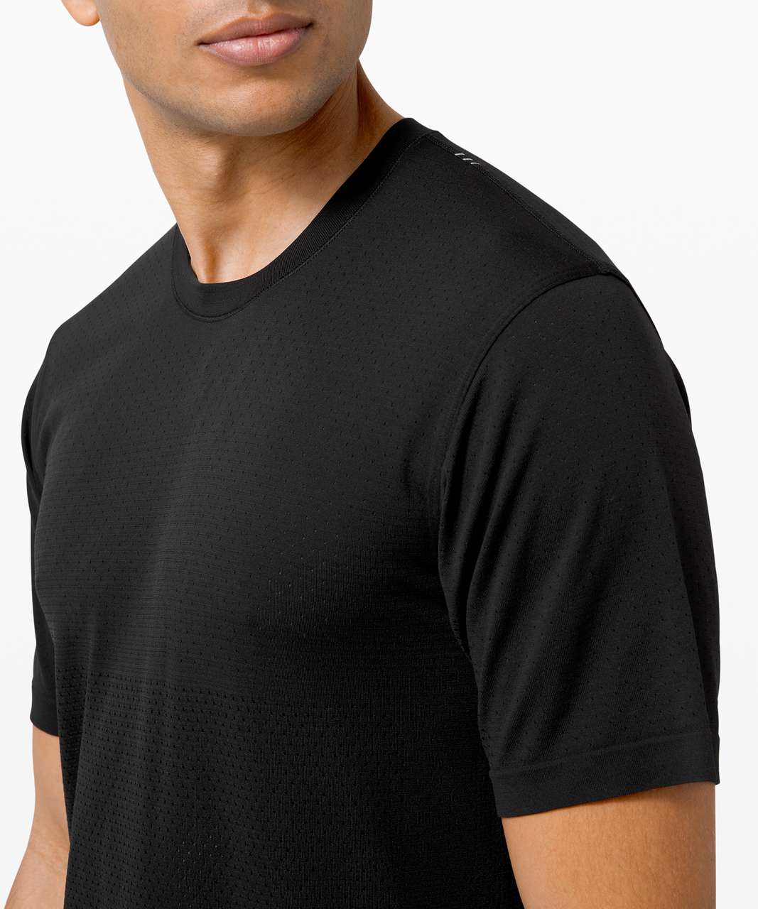 Lululemon Metal Vent Breathe Short Sleeve - Black / Black