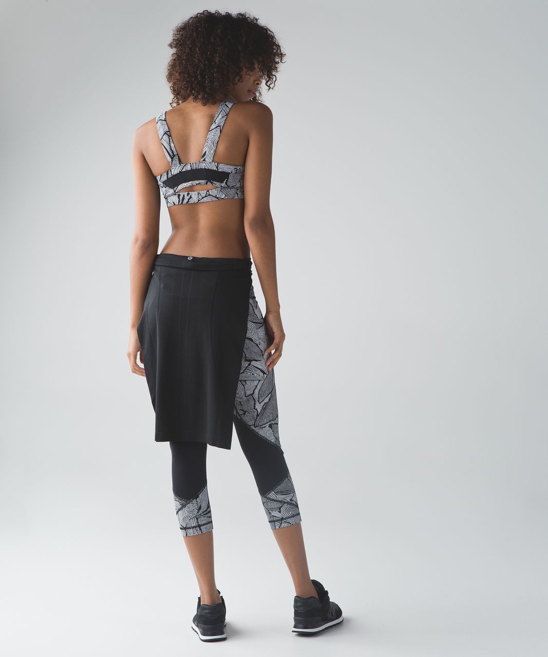 Lululemon Pavement Pusher Bra - Dottie Tribe White Black / Black - lulu  fanatics