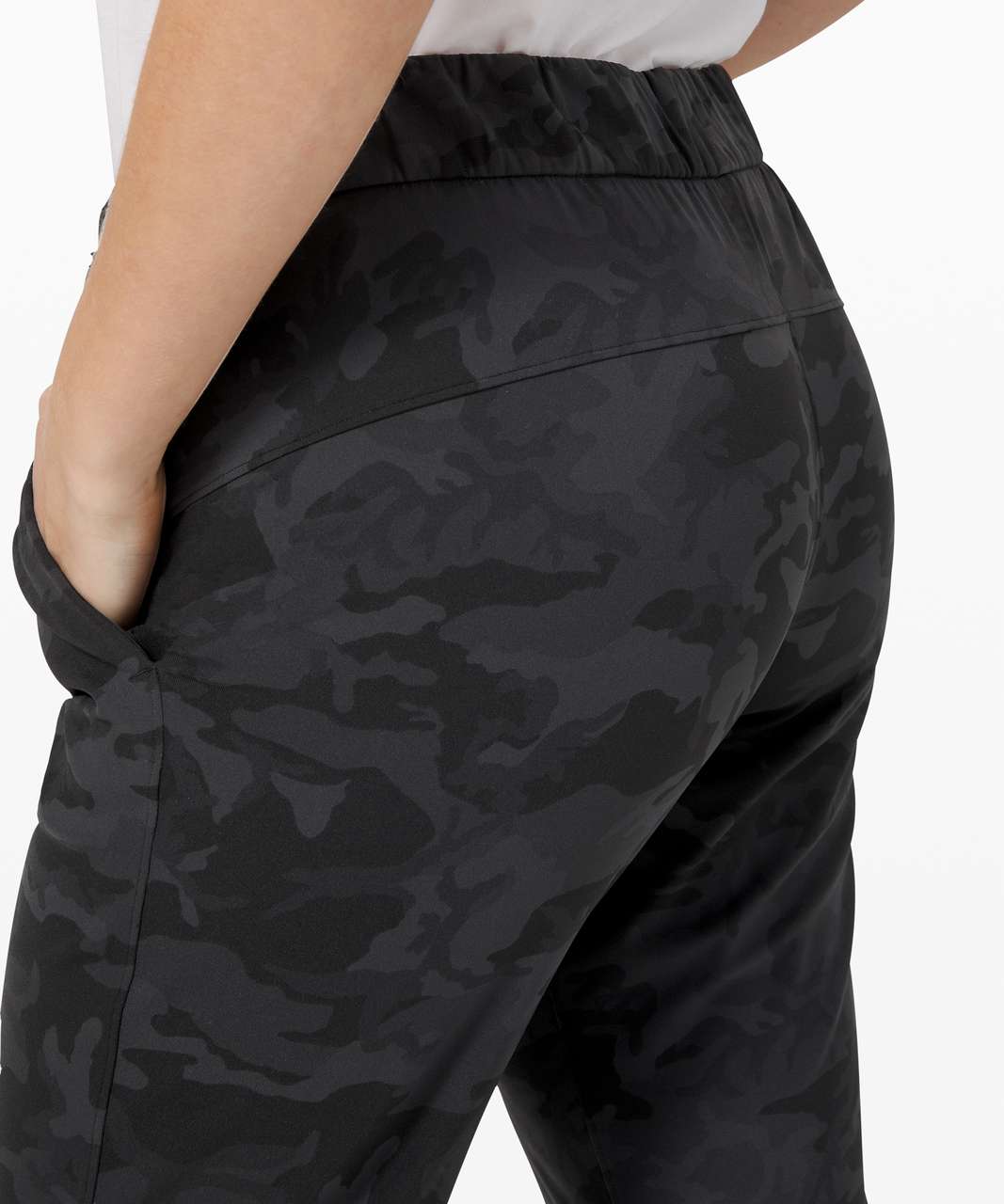 Lululemon On The Fly Pant *28 - Incognito Camo Multi Grey / Coal