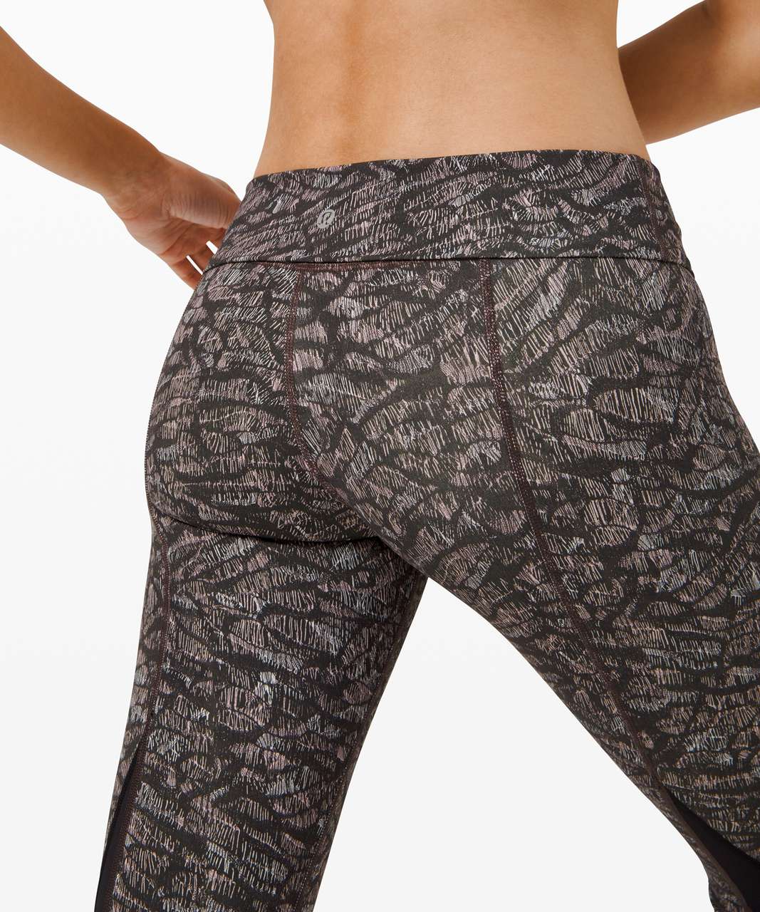 Lululemon Wunder Under Crop High-Rise *Roll Down Scallop Full-On Luxtreme 23" - Origami Lace Multi / Black