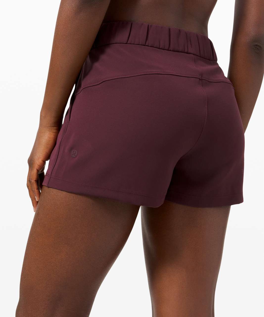 Lululemon On the Fly Short *Woven *2.5" - Cassis