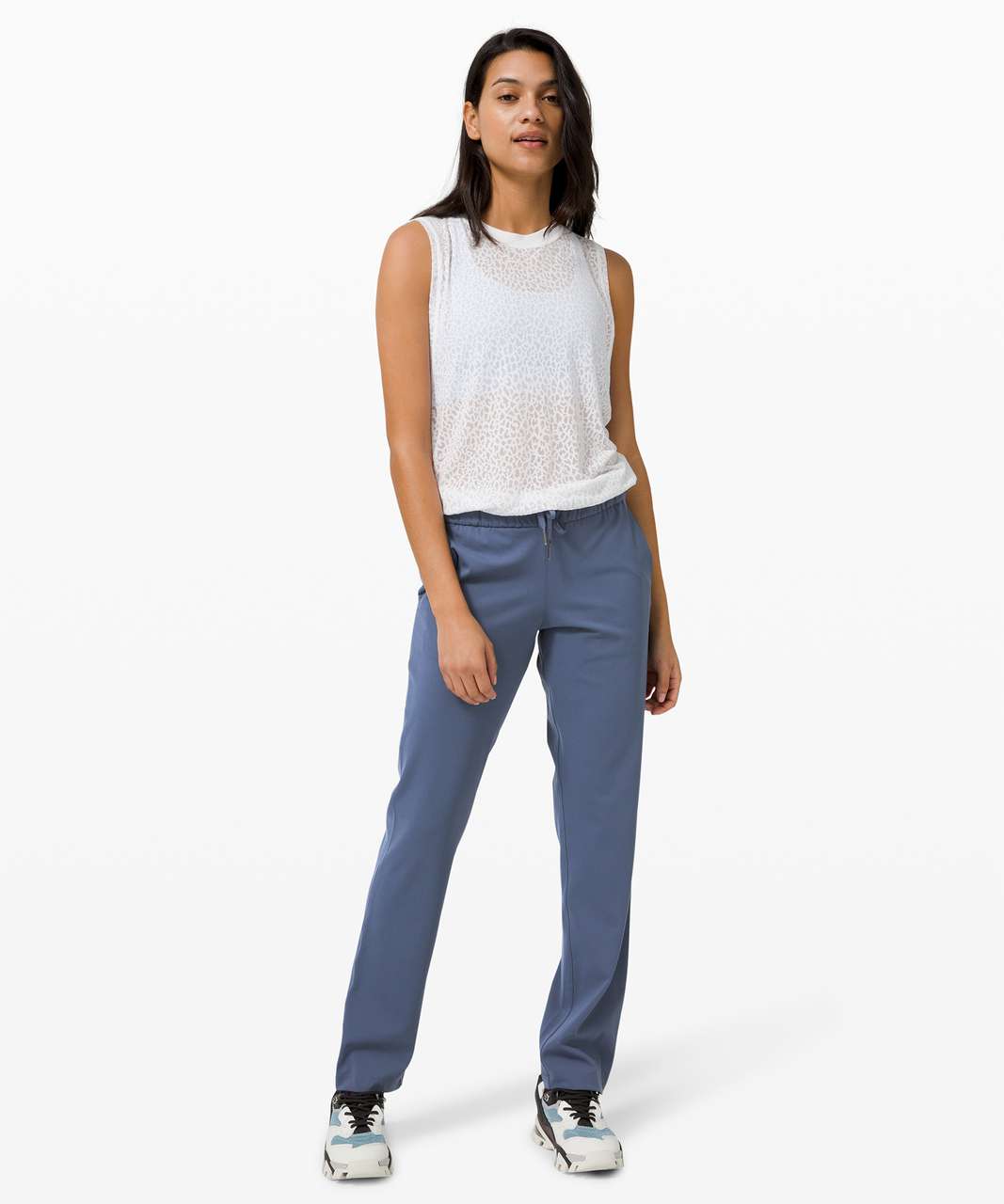 Styling my On the Fly Pant (7/8, 25”, ink blue in Luxtreme) : r/lululemon