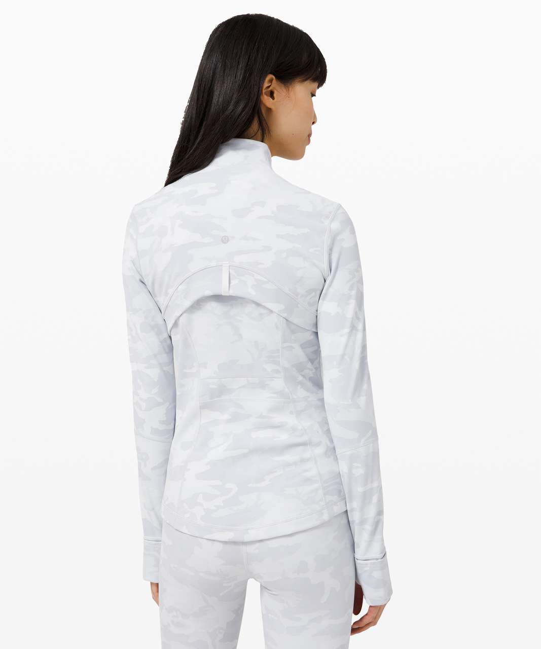 https://storage.googleapis.com/lulu-fanatics/product/54739/1280/lululemon-define-jacket-luxtreme-incognito-camo-jacquard-alpine-white-starlight-045102-310085.jpg