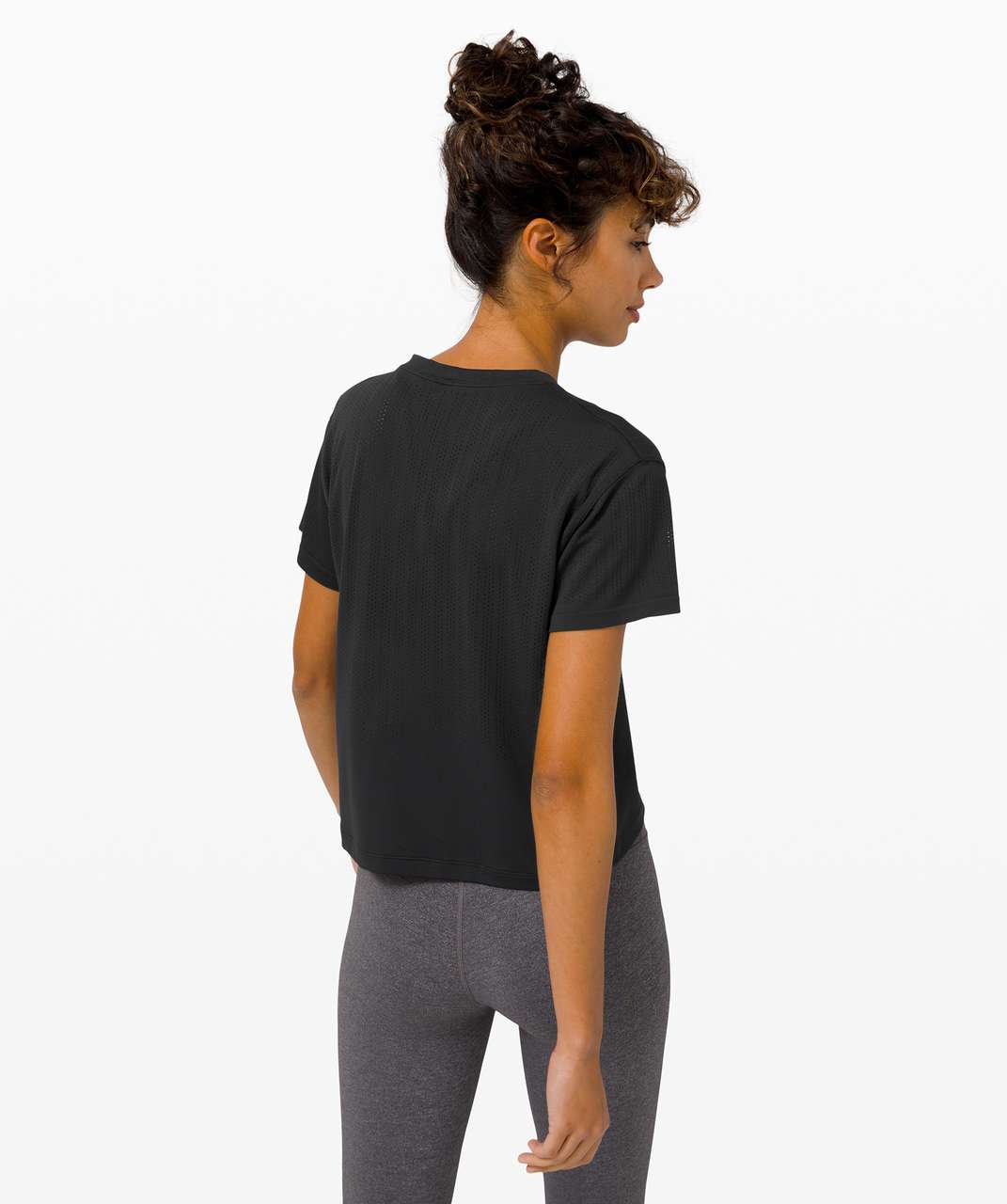 Lululemon Train to Be Short Sleeve - Black / Black