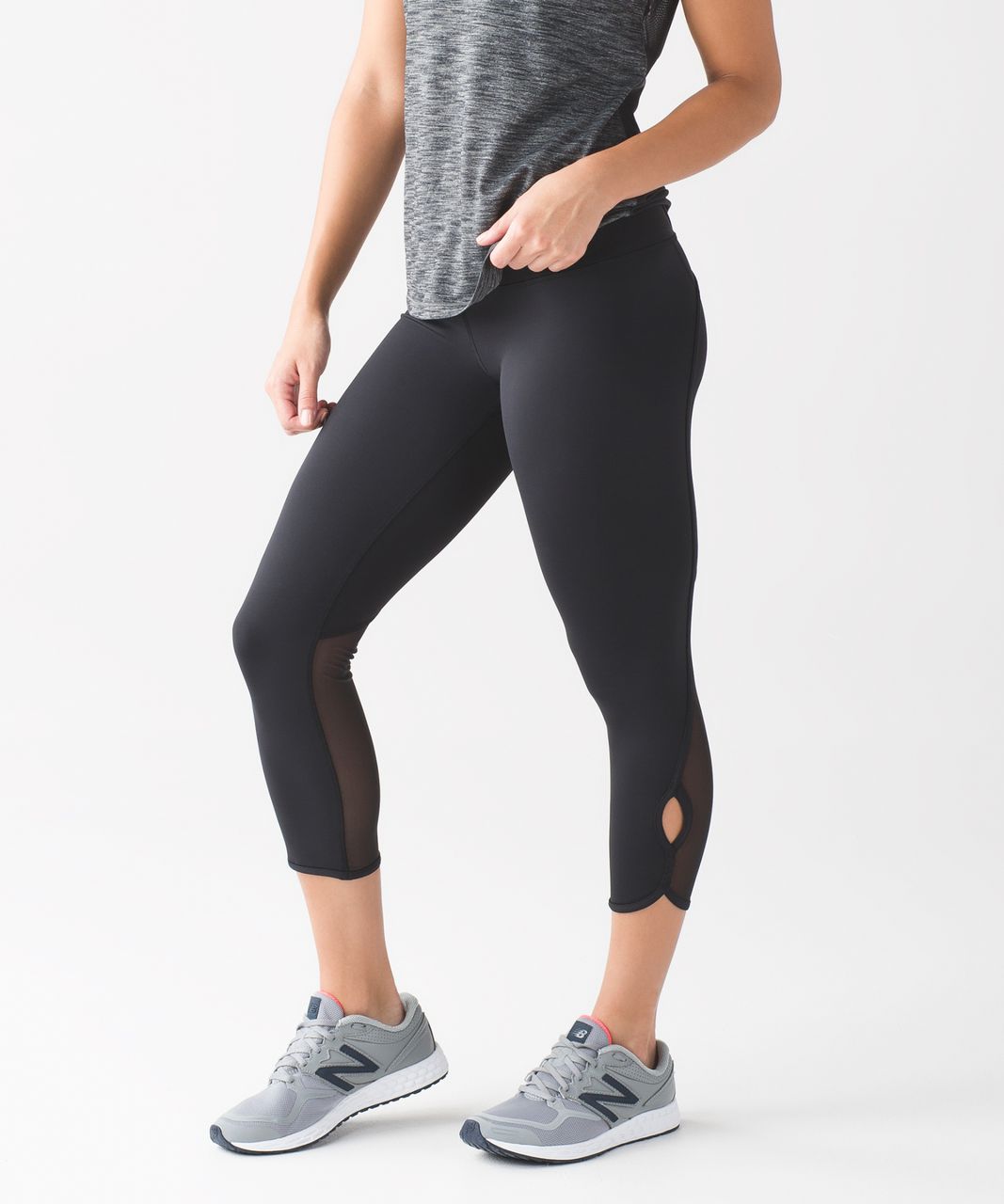 Lululemon Beat The Heat Crop - Black