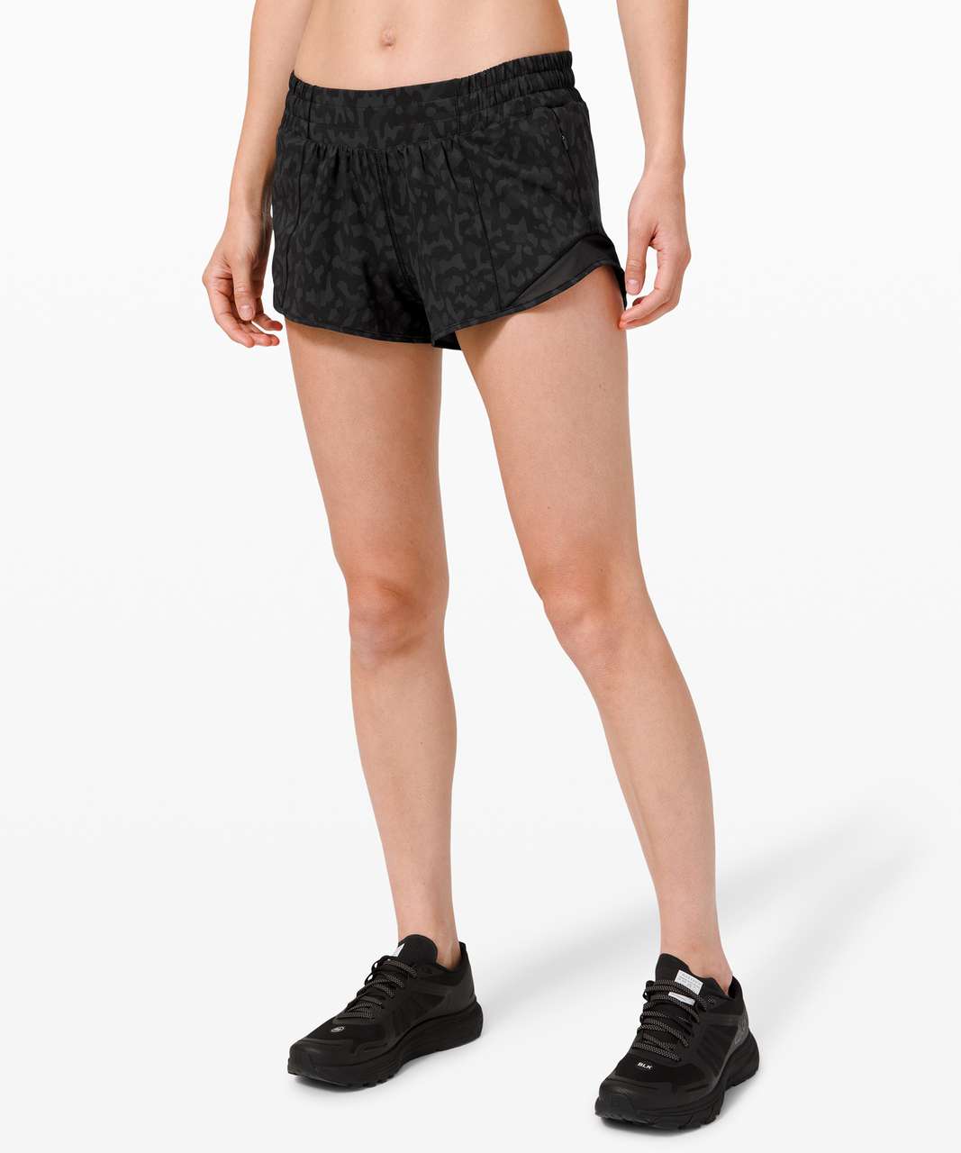 Lululemon Hotty Hot Short II *2.5 - Formation Camo Deep Coal Multi - lulu  fanatics