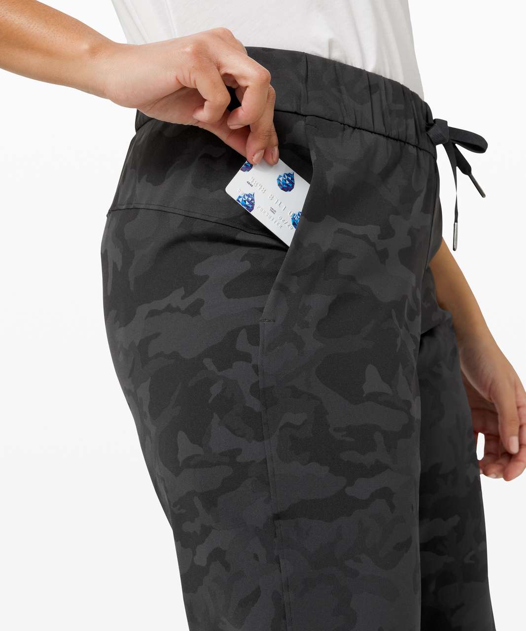 Lululemon On the Fly Jogger *Luxtreme - Incognito Camo Multi Grey