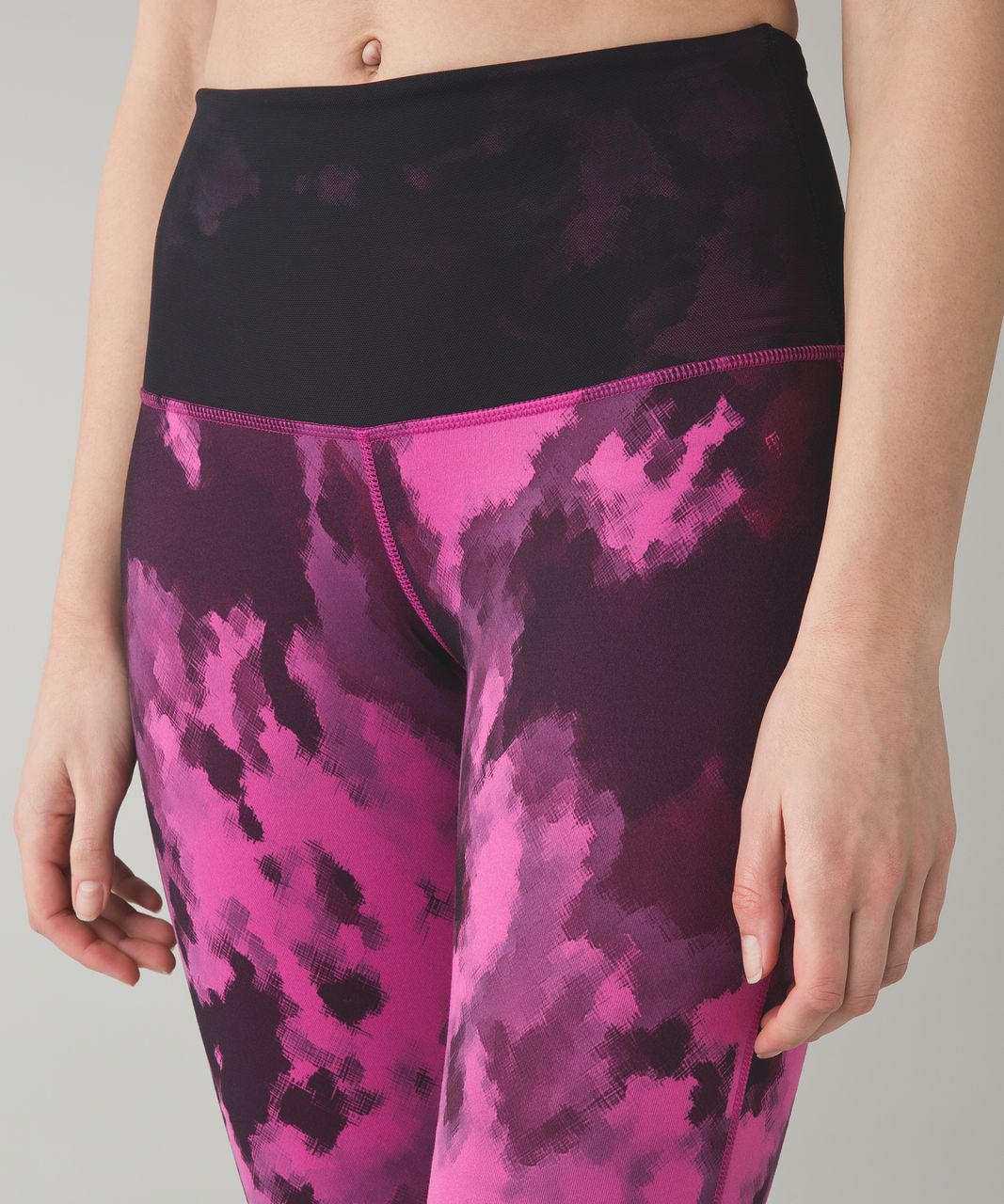 Lululemon Sweaty Endeavor Tight - Blooming Pixie Raspberry Black