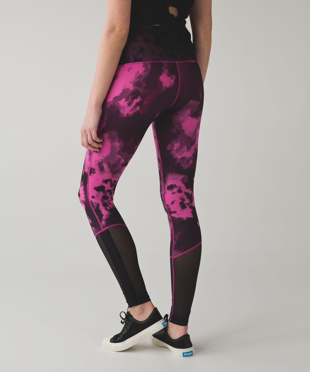 Lululemon Sweaty Endeavor Tight - Blooming Pixie Raspberry Black / Black