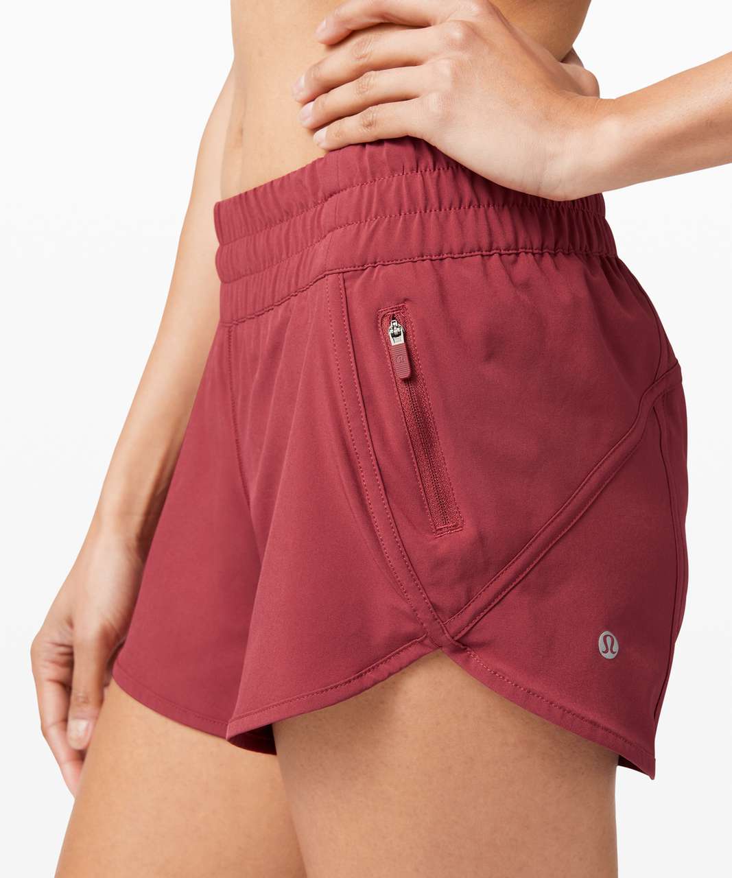 Lululemon Tracker Short V *4" - Chianti