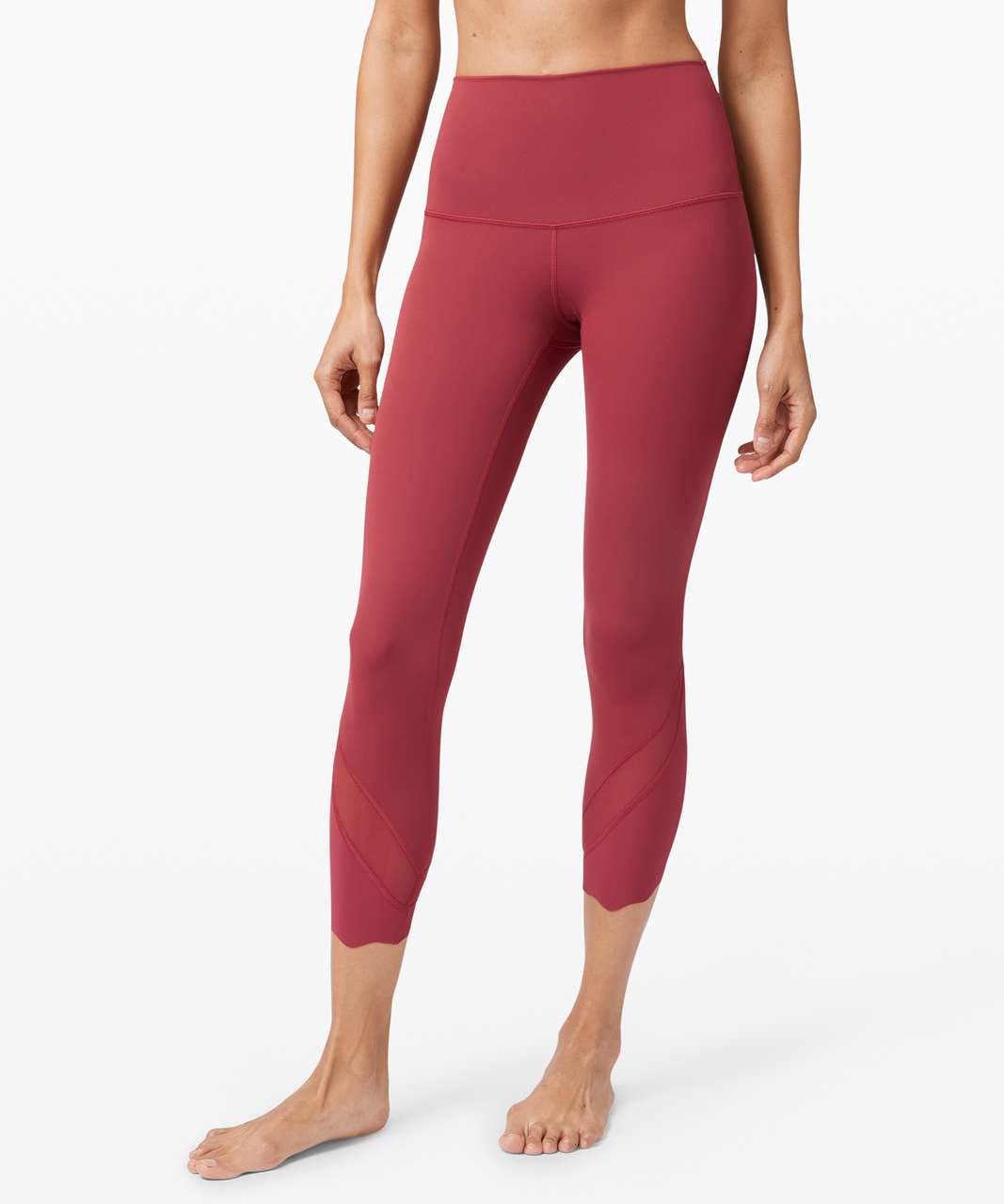 Lululemon Wunder Under Scallop size 8, Women's Fashion, Activewear on  Carousell