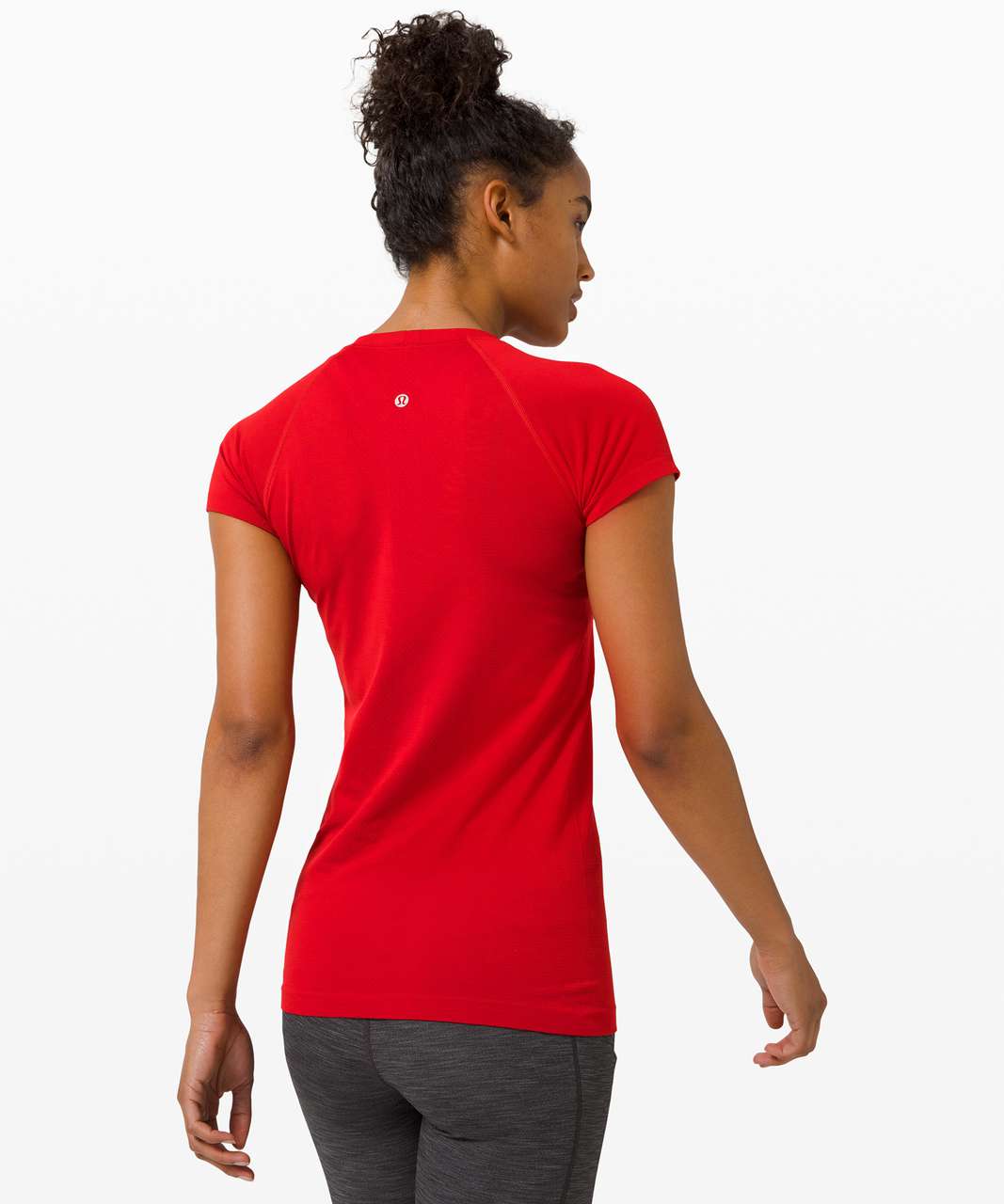 Lululemon Swiftly Tech Short Sleeve 2.0 - Dark Red / Dark Red (First Release)