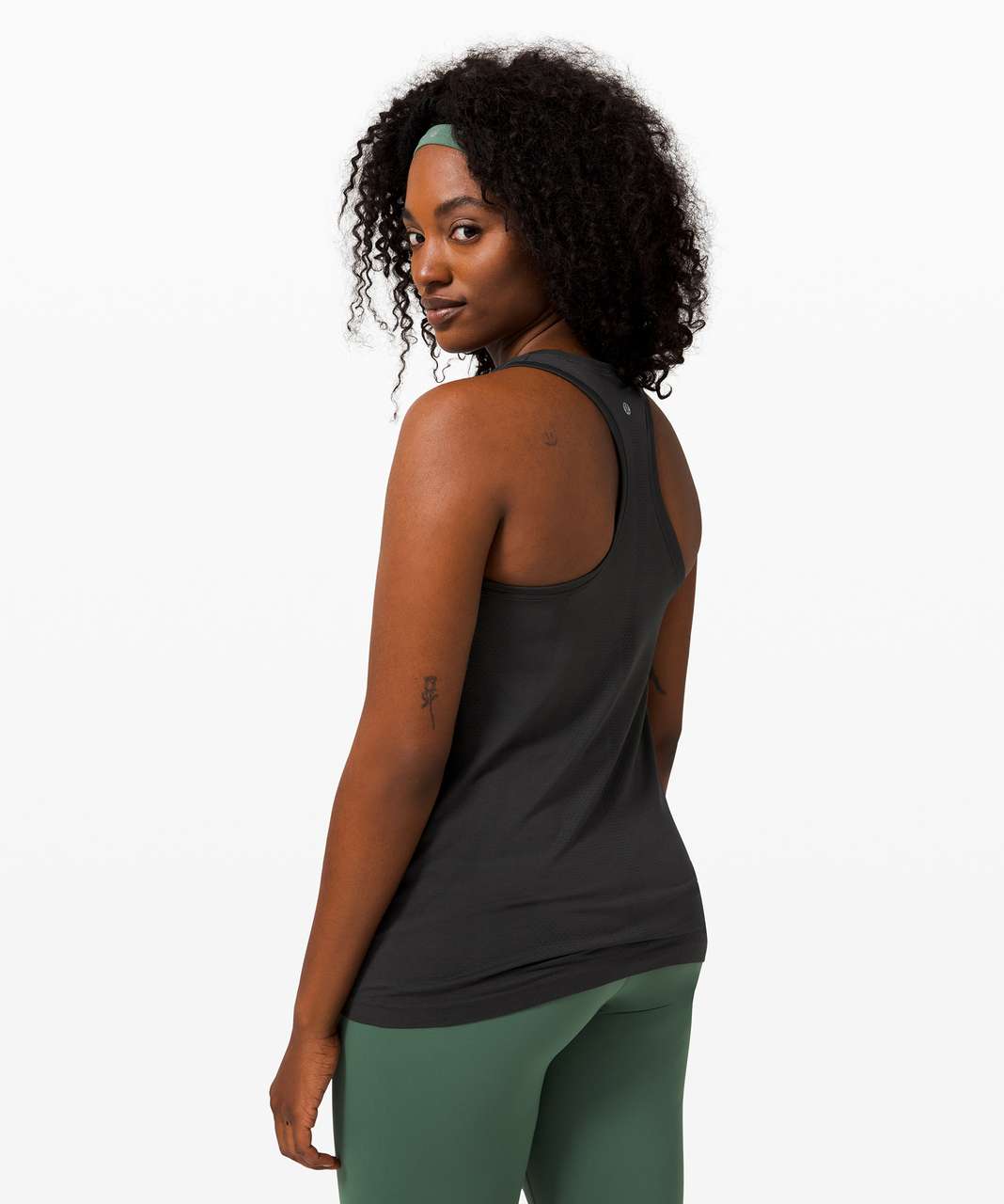 Lululemon Swiftly Tech Racerback 2.0 - Black / Black (First Release ...