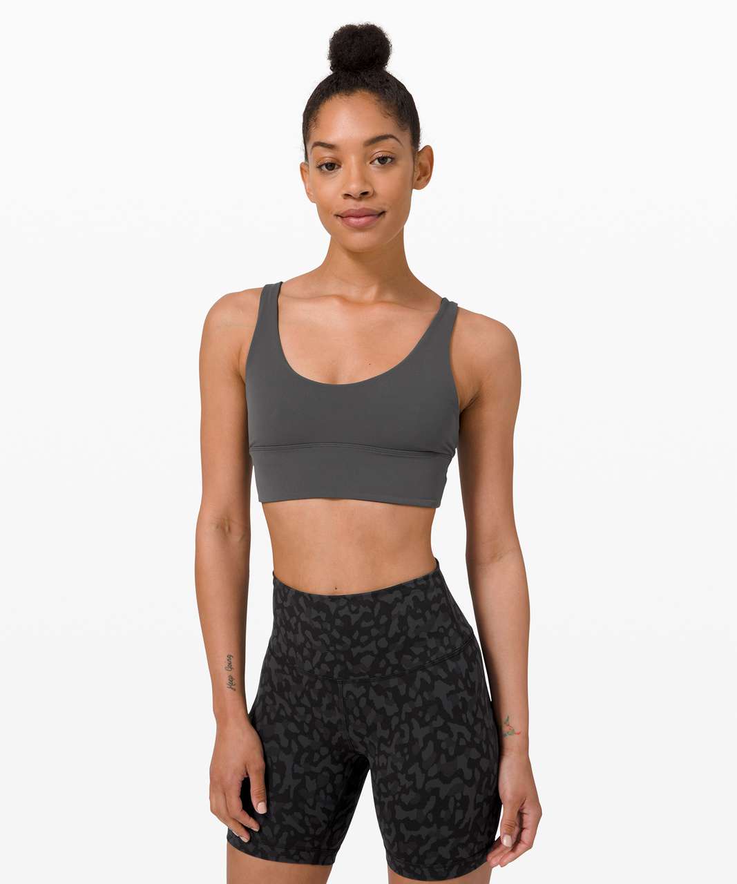 Athleta Solace Bra (XS) in Brilliant Orange with Align Short 6 (2) in  Incognito Camo Multi Grey : r/lululemon