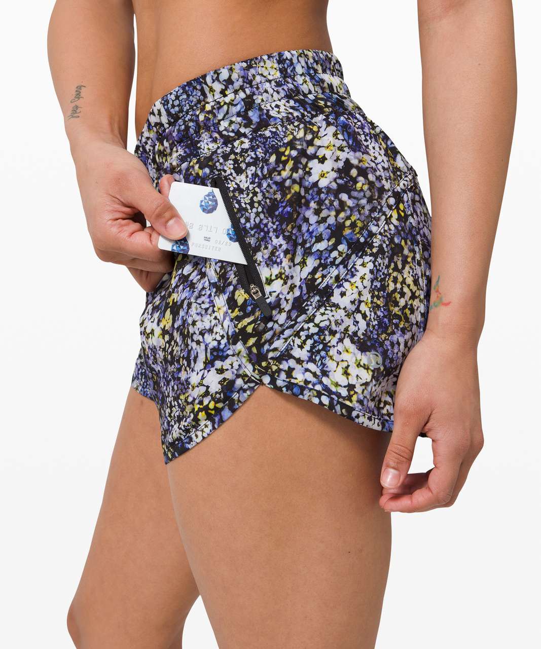 Lululemon Tracker Short V *4" - Floral Metropolis Multi