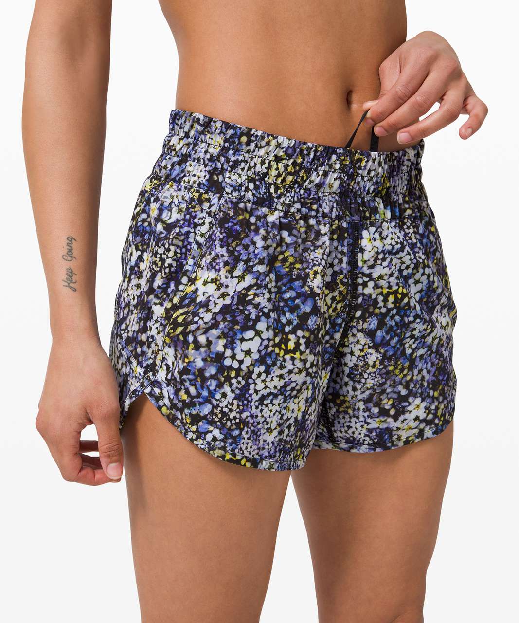 Lululemon Tracker Short V *4" - Floral Metropolis Multi