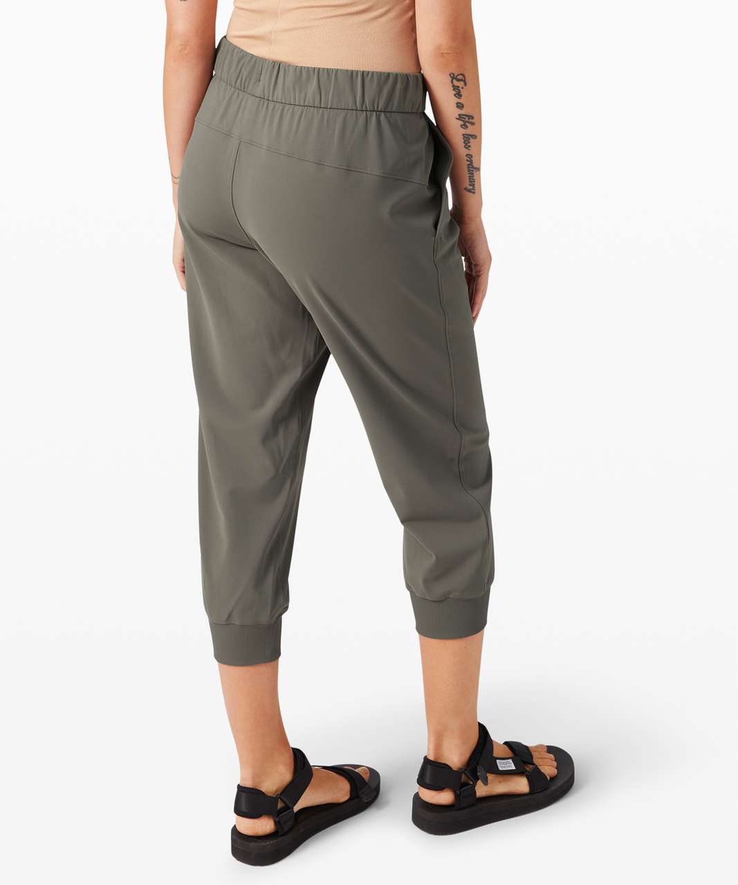 Lululemon On The Fly Crop Jogger - Grey Sage