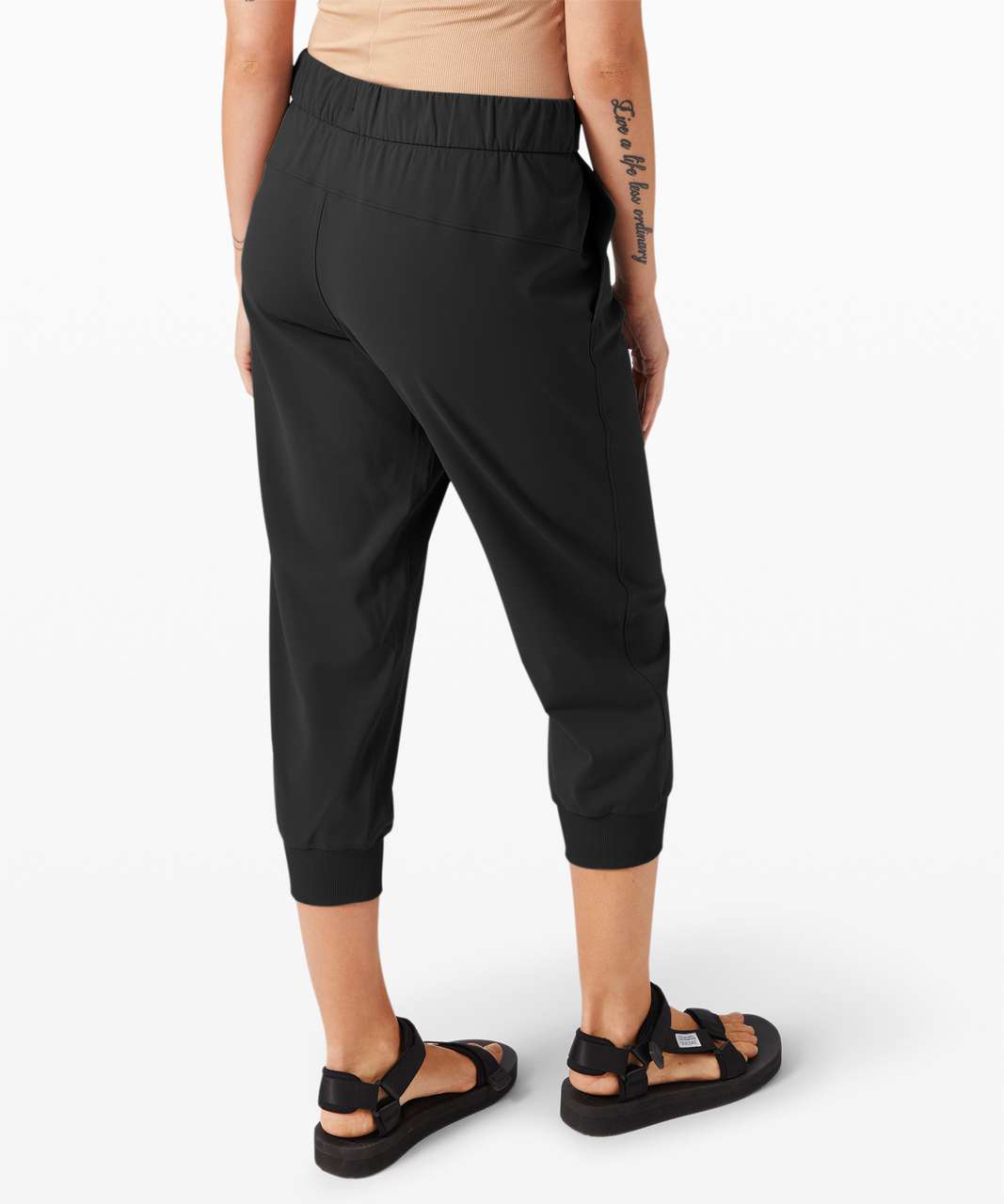 lululemon on the fly crop review