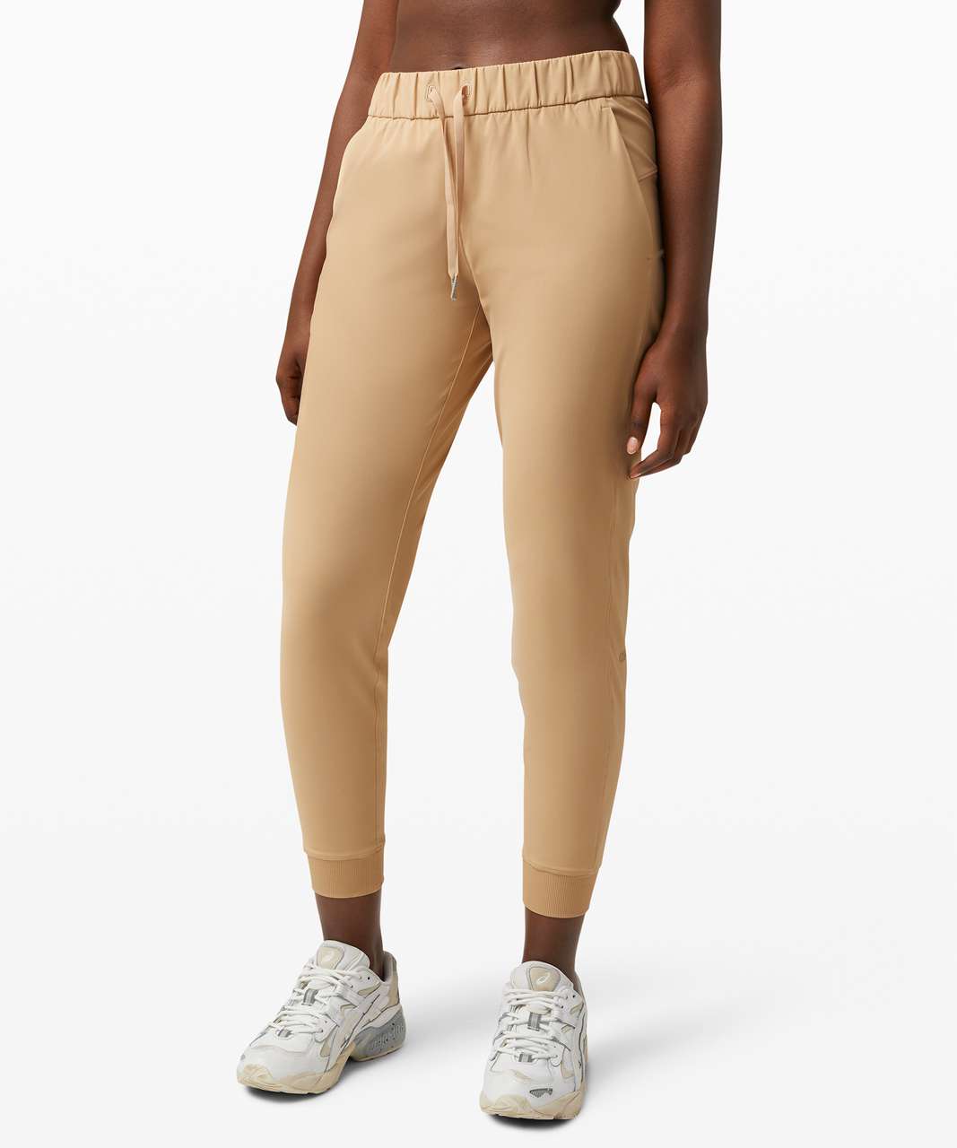 Lululemon On the Fly Jogger 25" *Luxtreme - Beech Wood