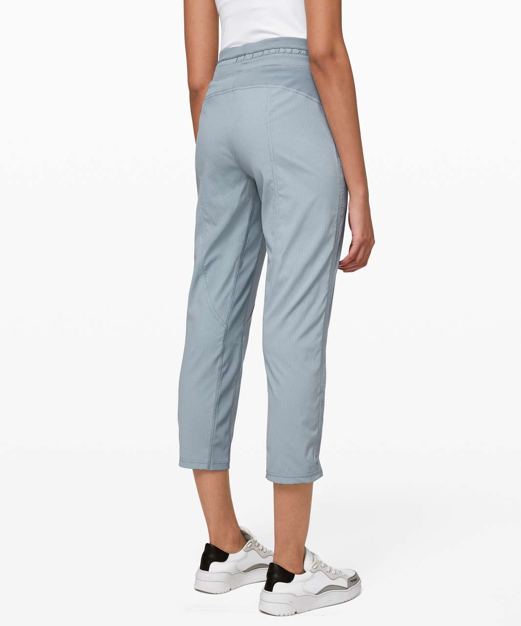 Lululemon Grey Capri Pantsu  International Society of Precision Agriculture