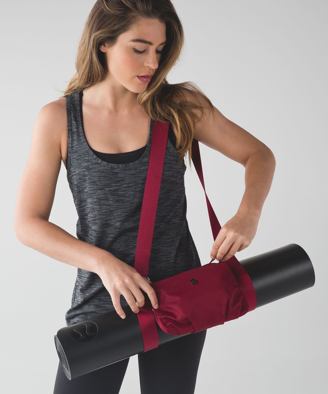 Lululemon Essential Yoga Mat Carrier w/ Straps & Detachable Blk Nylon Pouch  Bag