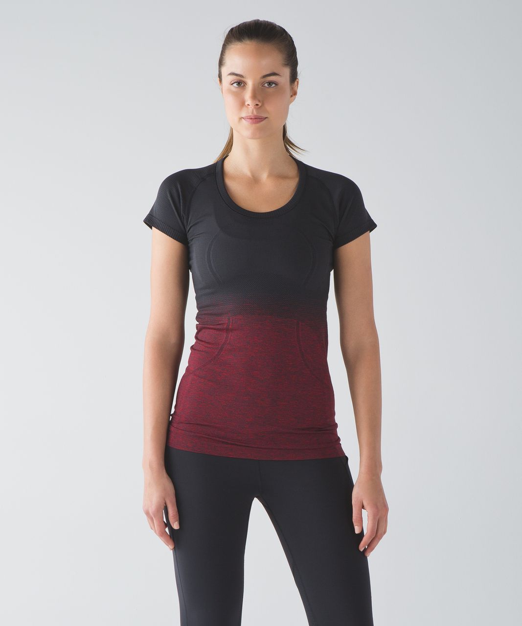 Lululemon Swiftly Tech Short Sleeve Scoop (Fan Gear) - Fade True Red Black