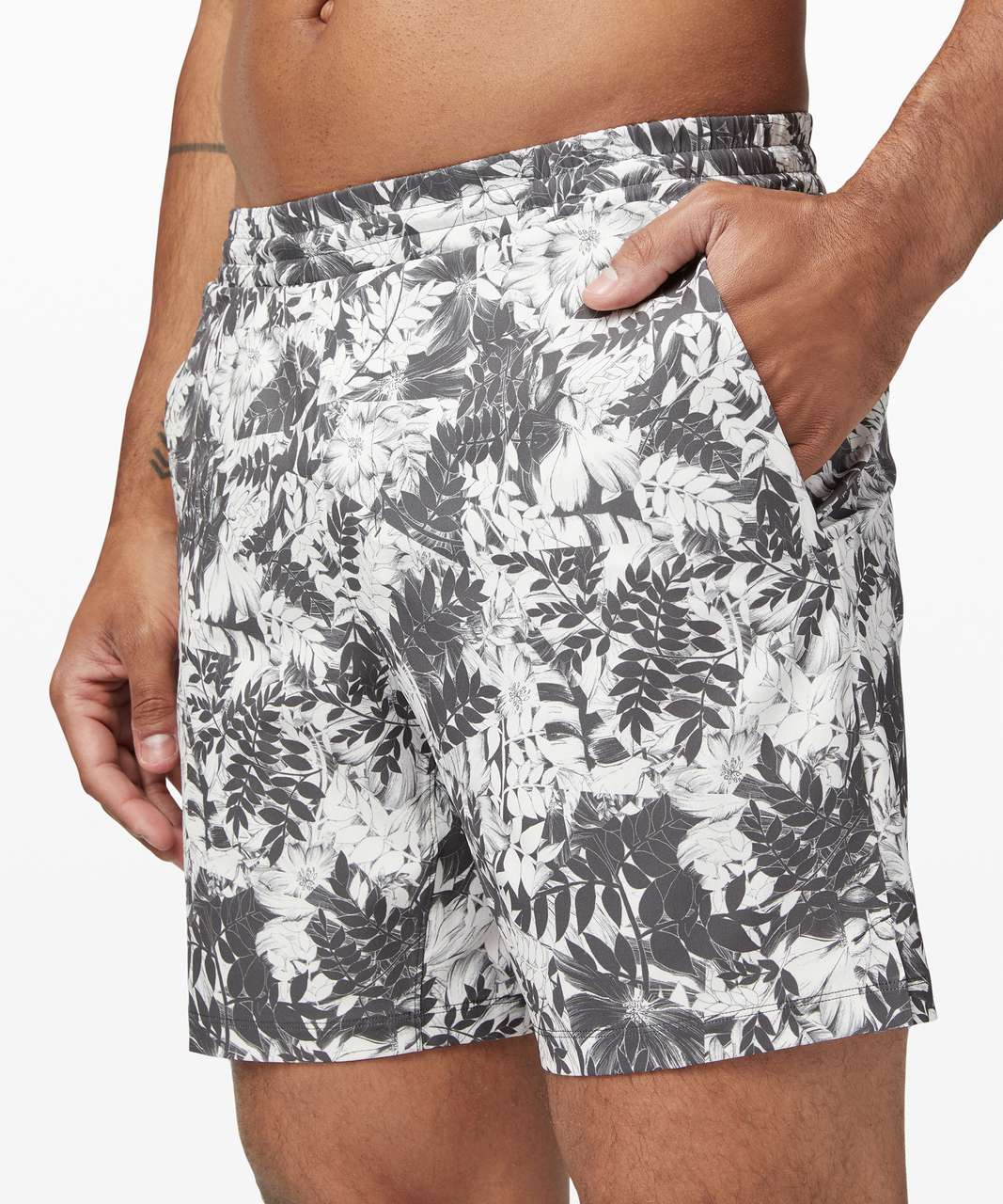 Lululemon Channel Cross Swim Short *7" - Urban Tropics White Graphite Grey