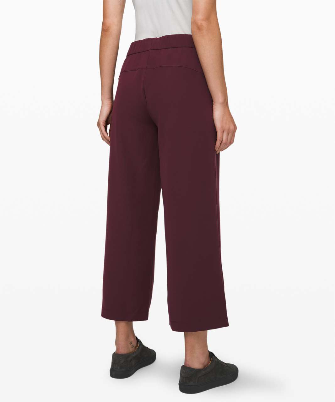 Best 25+ Deals for Lululemon Wide Leg Capris