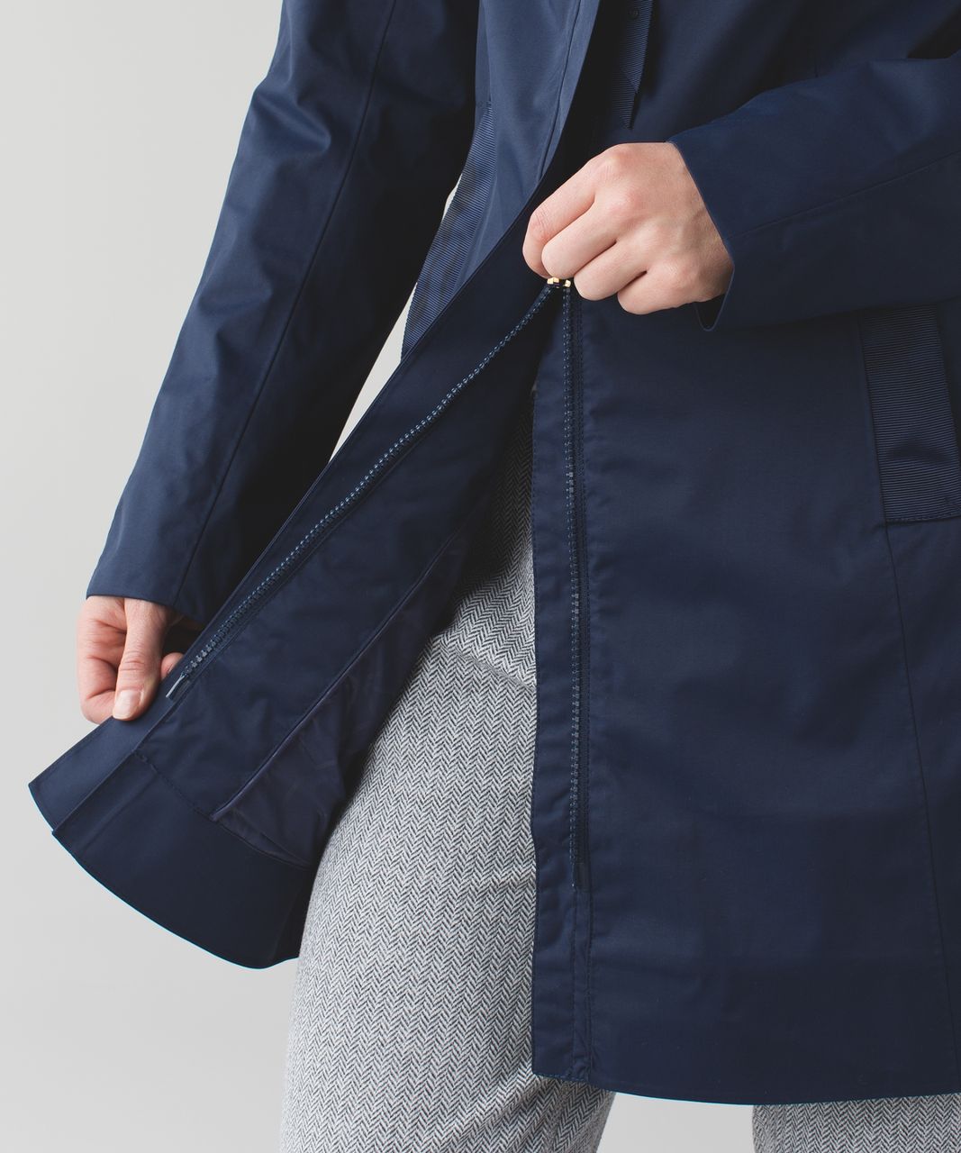 Lululemon Rain On Jacket - Deep Navy