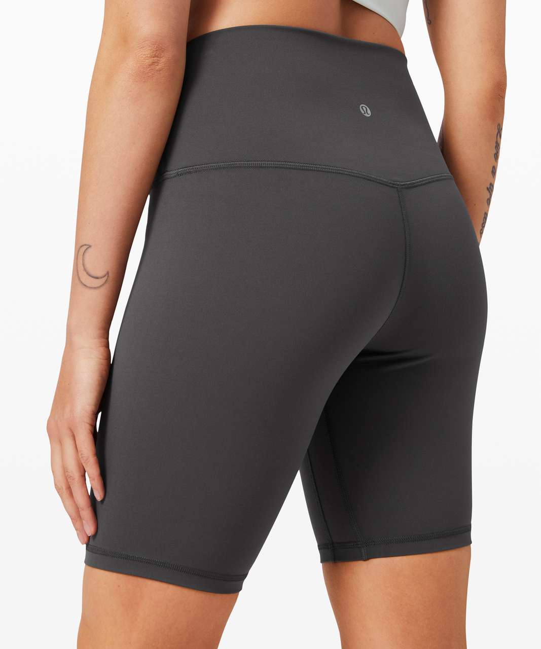 🤩 here to rave about the 8” align shorts from a devoted 6” girl! 🔮💕  diamond dye graphite grey pink pastel love 💕🔮 : r/lululemon