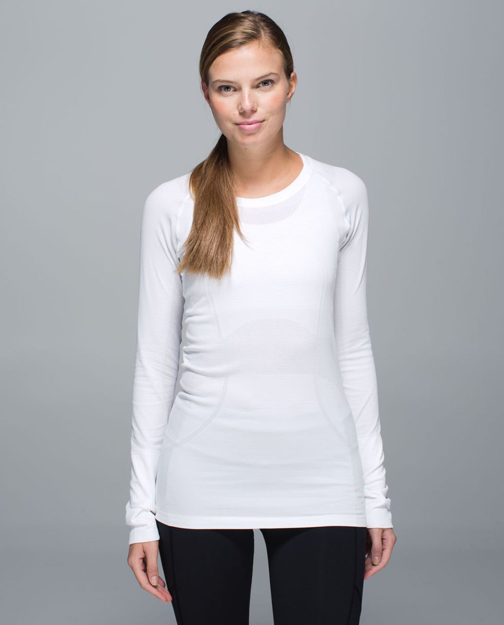 https://storage.googleapis.com/lulu-fanatics/product/5601/1280/lululemon-swiftly-tech-long-sleeve-white-0002-21103.jpg