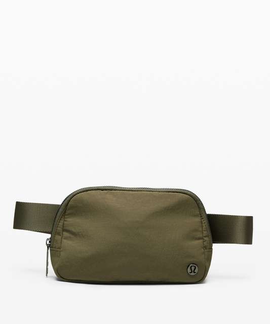 Lululemon Everywhere Belt Bag *1L - Stacked Jacquard Black Cherry ...