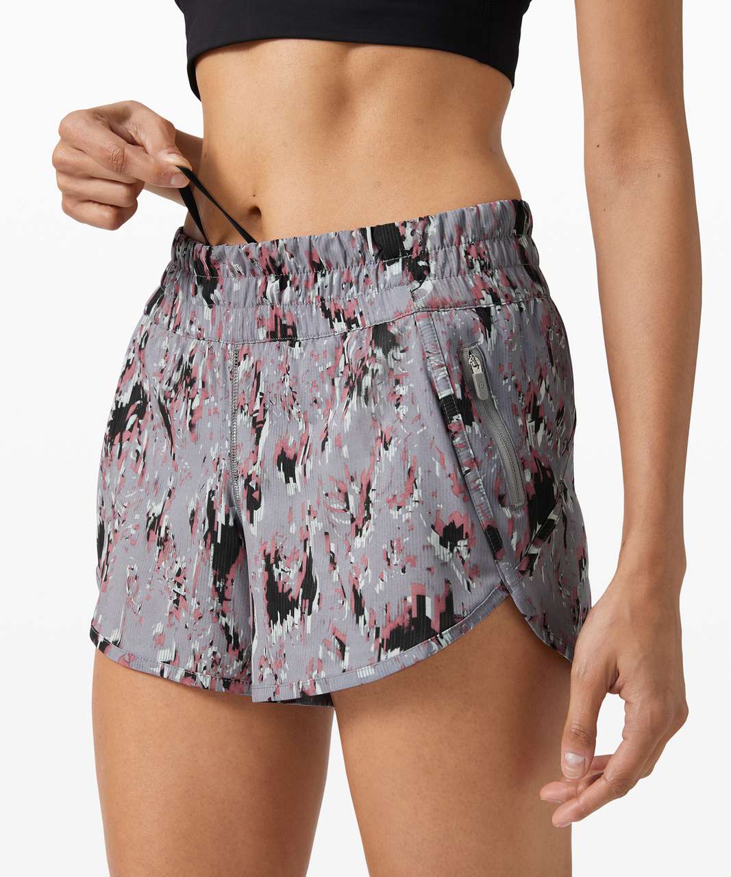 Lululemon Tracker Short V *4" - Floral Flux Multi